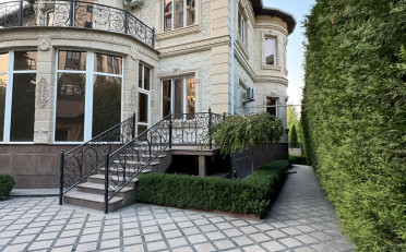  Агентство недвижимости