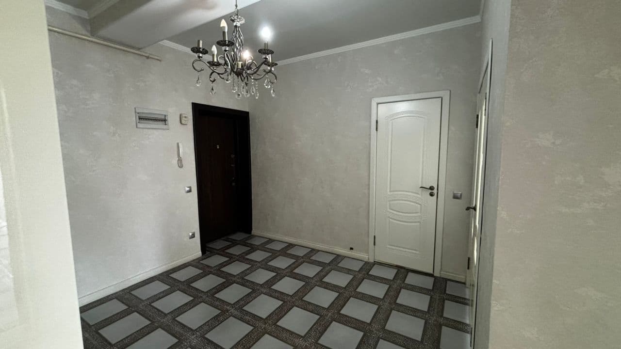 Элитка, 2 ком, 100 м2, этаж 2/10, ж/к Памир Строй (Pamir Stroy), Сост: Хорошее - фото 3