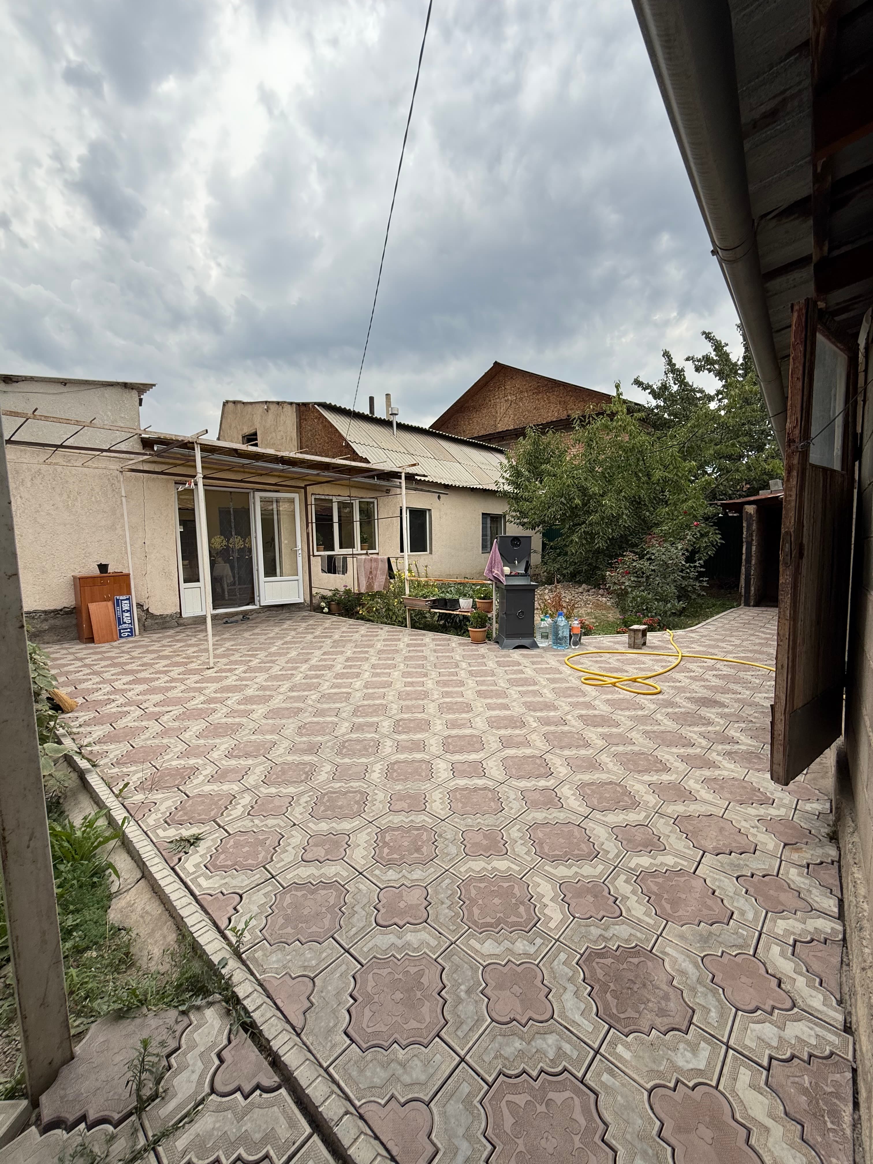 Миниатюра 1