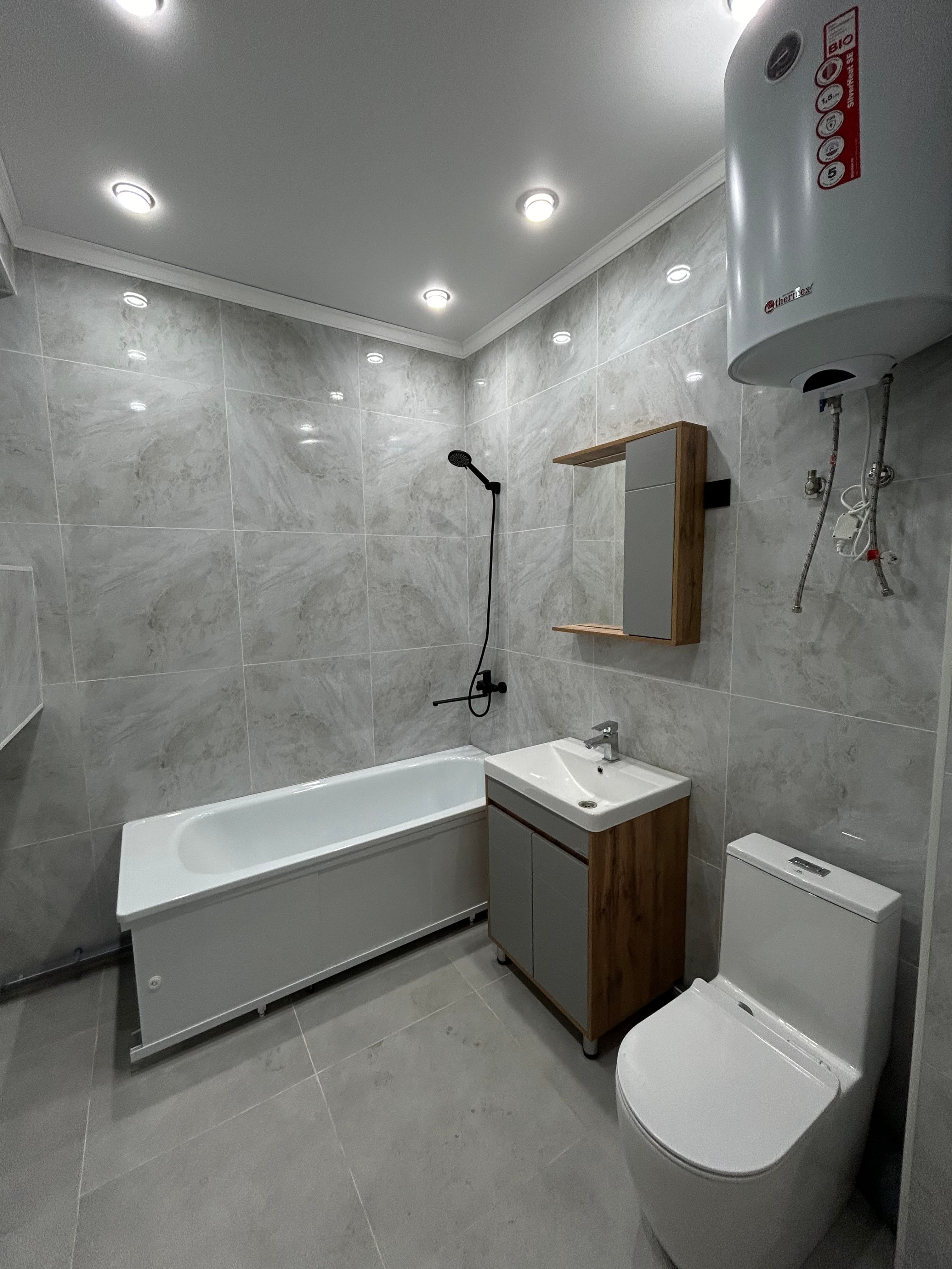 Элитка, 1 ком, 40 м2, этаж 12/16, ж/к Aalam City, Сост: Евроремонт - фото 10