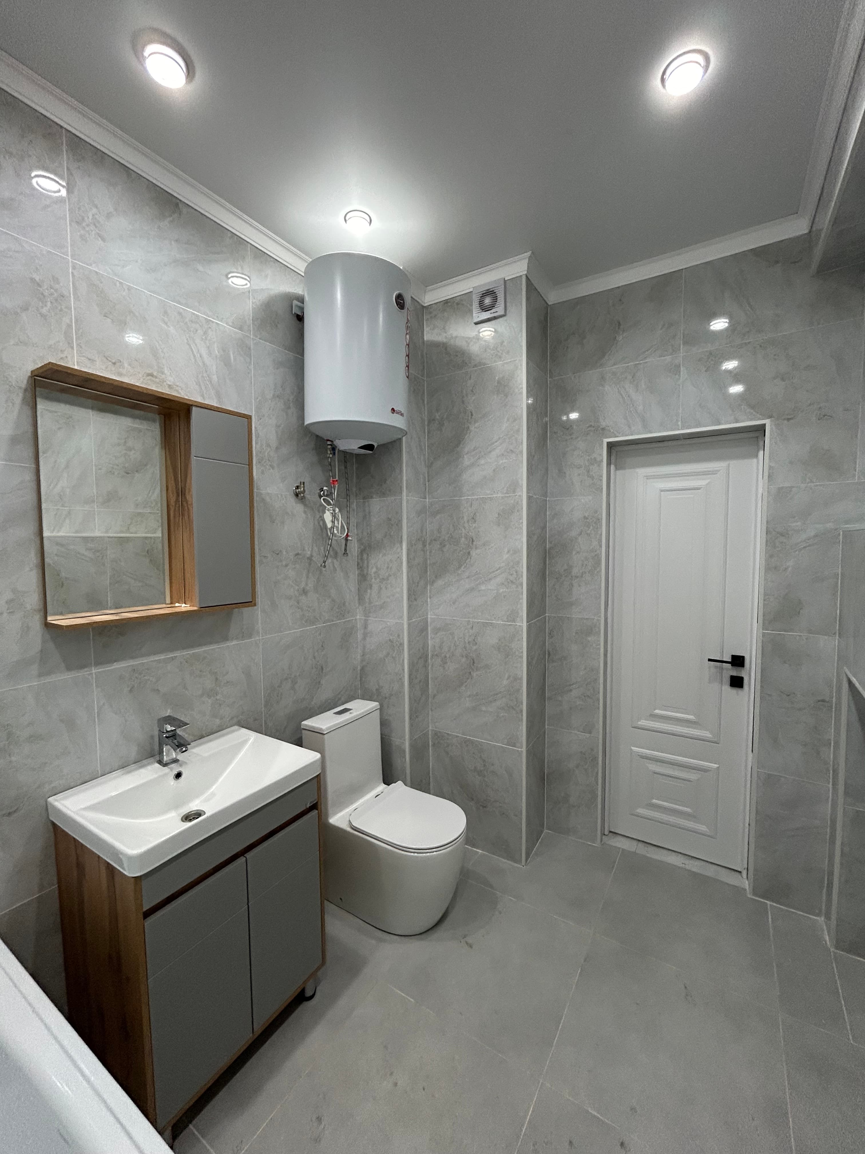 Элитка, 1 ком, 40 м2, этаж 12/16, ж/к Aalam City, Сост: Евроремонт - фото 11