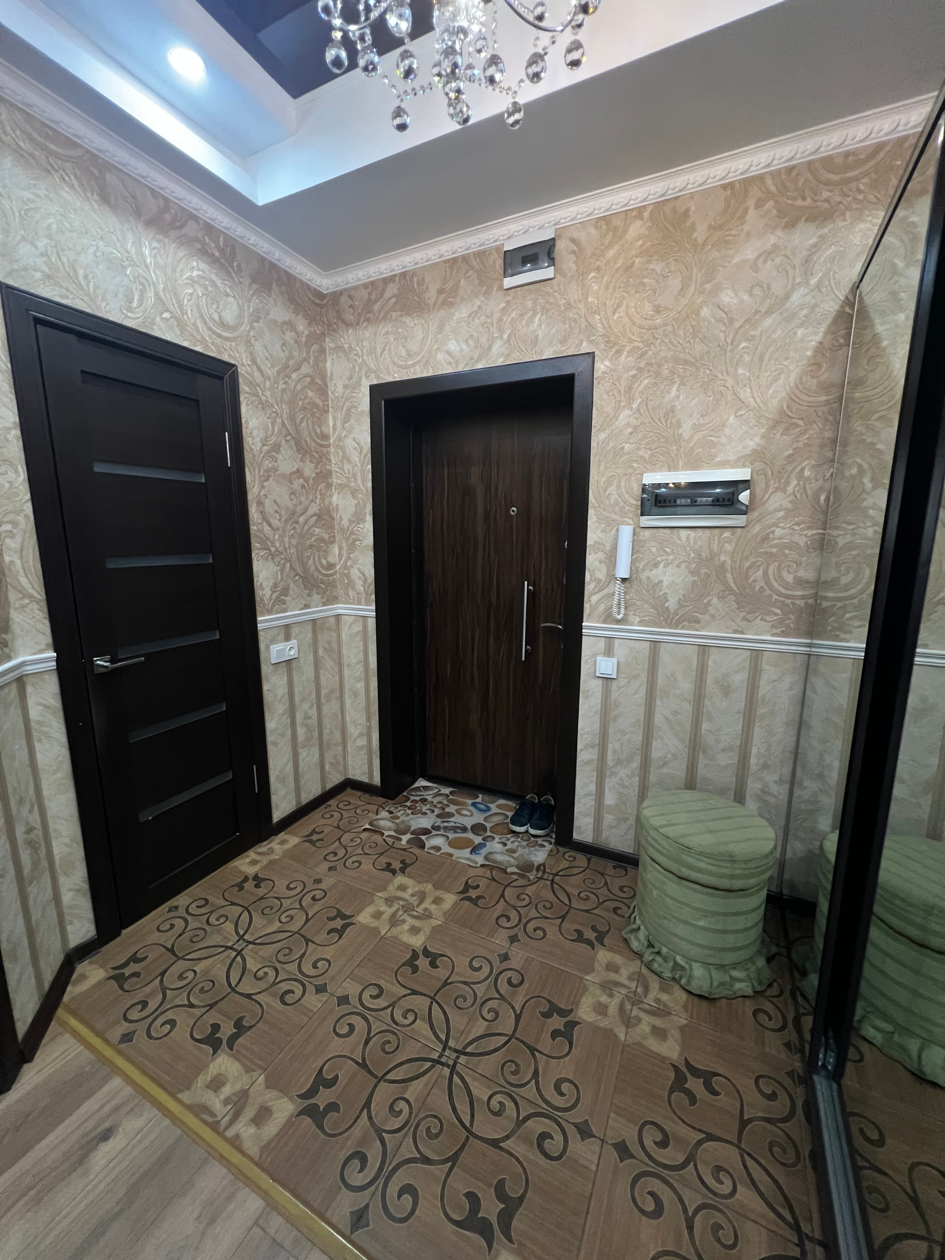 Элитка, 4 ком, 120 м2, этаж 8/10, Сост: Евроремонт - фото 15