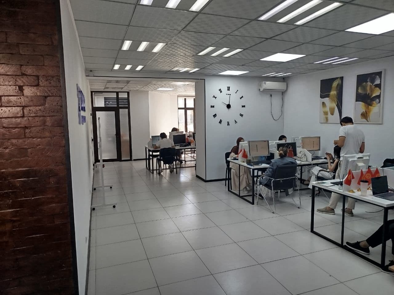 Миниатюра 8