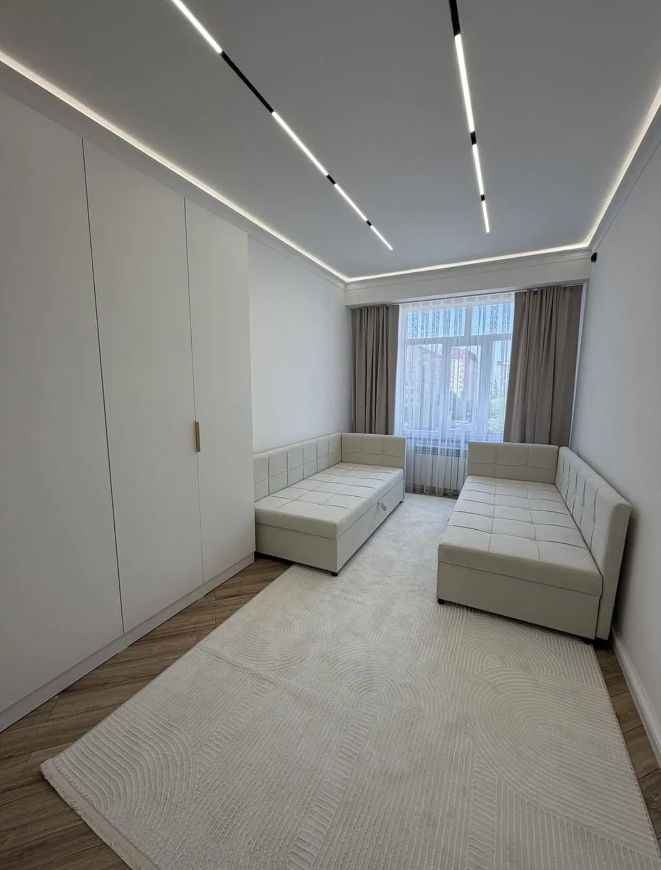Продажа, Элитка, 4 ком, 117 м2, этаж 3/14, ж/к Джал-23 (Ахунбаева/Тыналиева), Сост: Евроремонт - фото 14