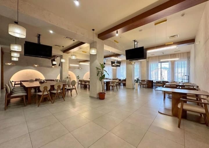 Готовый Бизнес, Коммерческая, 900 м2, этаж 2/2, Сост: Евроремонт - фото 3