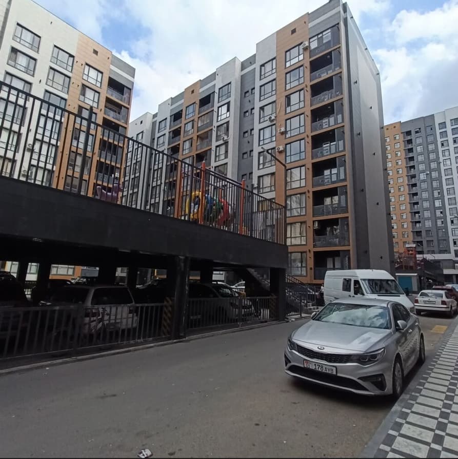 Миниатюра 1