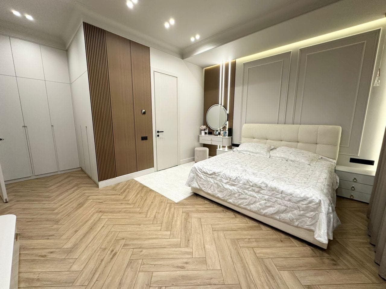 Продажа, Элитка, 4 ком, 137 м2, этаж 1/4, ж/к Ницца Резиденс (Nitca Residence), Сост: Евроремонт - фото 10