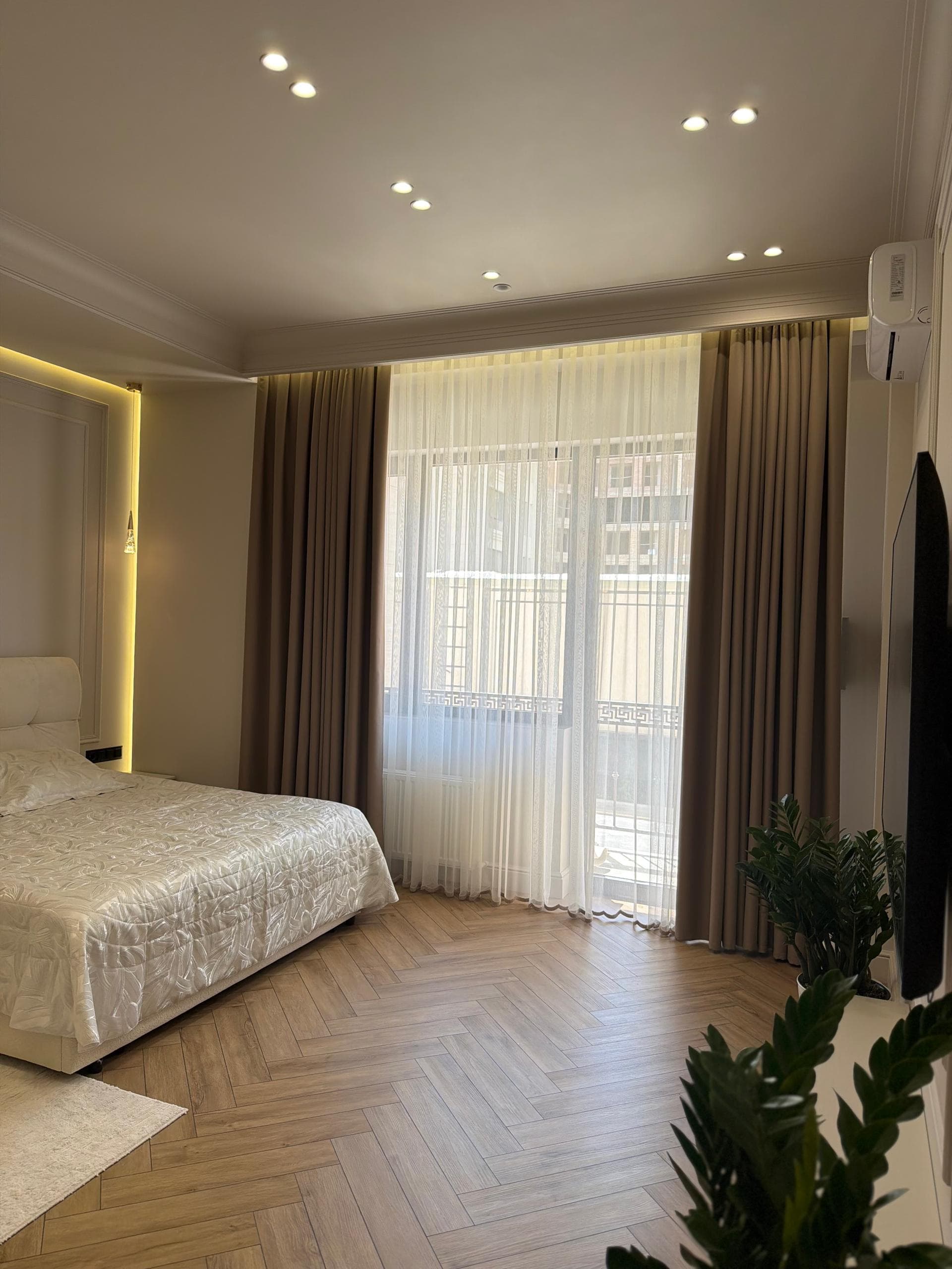 Продажа, Элитка, 4 ком, 137 м2, этаж 1/4, ж/к Ницца Резиденс (Nitca Residence), Сост: Евроремонт - фото 19