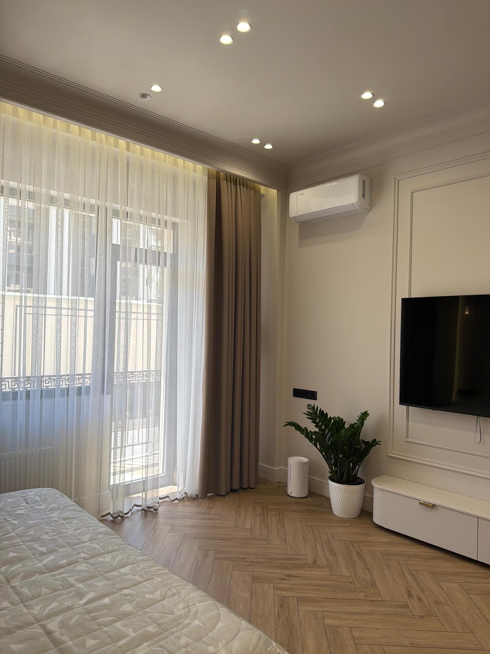 Продажа, Элитка, 4 ком, 137 м2, этаж 1/4, ж/к Ницца Резиденс (Nitca Residence), Сост: Евроремонт - фото 23