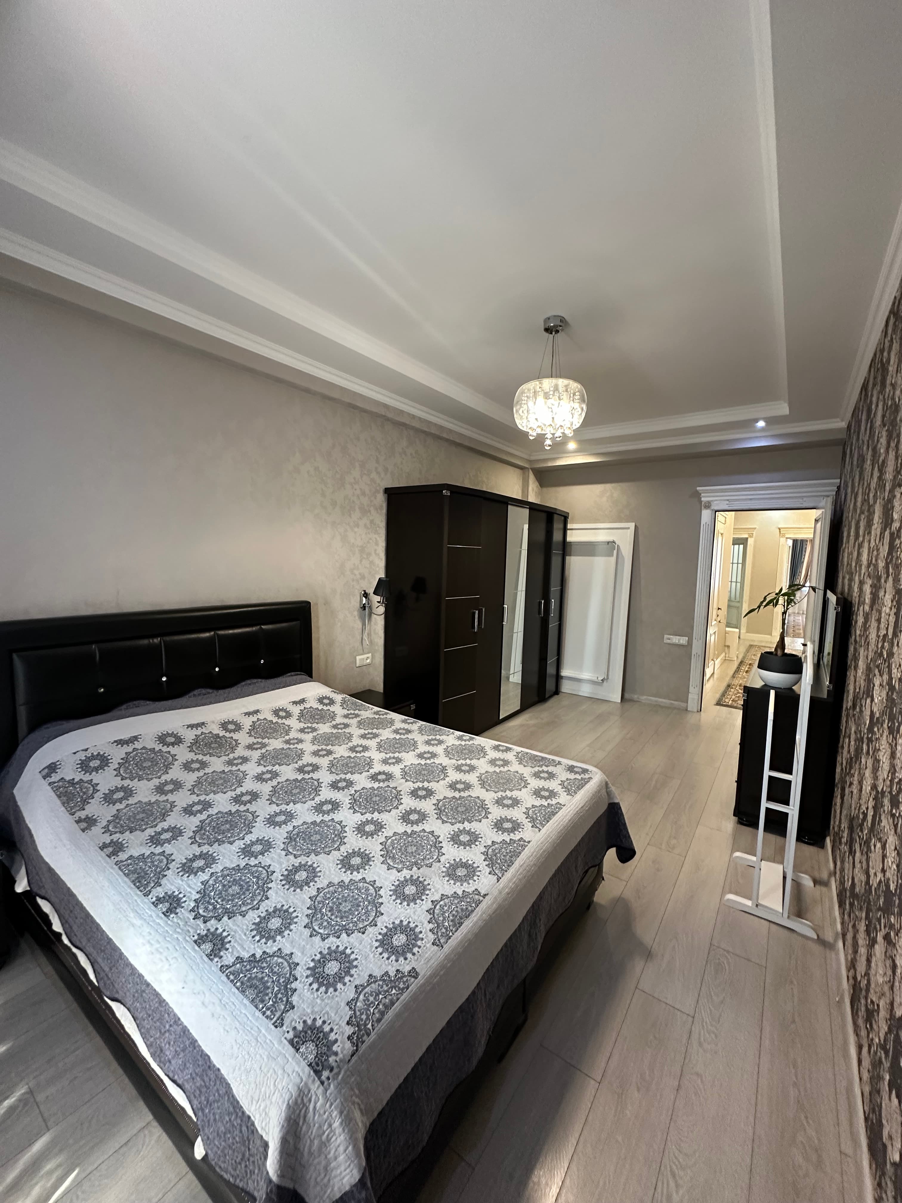 Аренда, Элитка, 3 ком, 123 м2, этаж 3/9, Сост: Евроремонт - фото 9