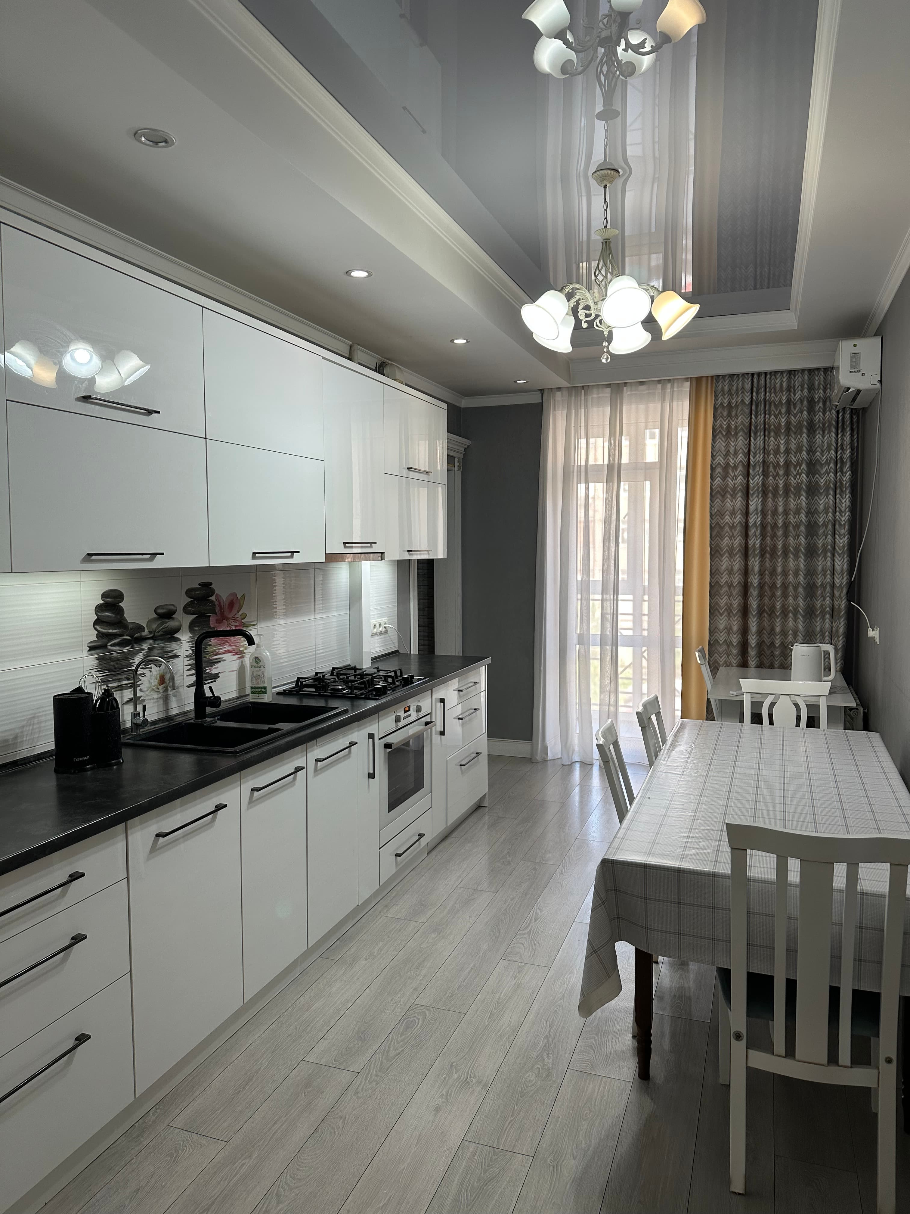 Аренда, Элитка, 3 ком, 123 м2, этаж 3/9, Сост: Евроремонт - фото 11