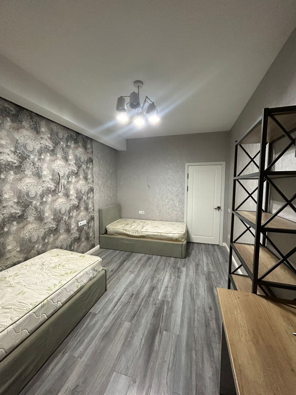 Элитка, 3 ком, 81 м2, этаж 10/12, ж/к Панорама (Горького/Фатьянова), Сост: Евроремонт - фото 7