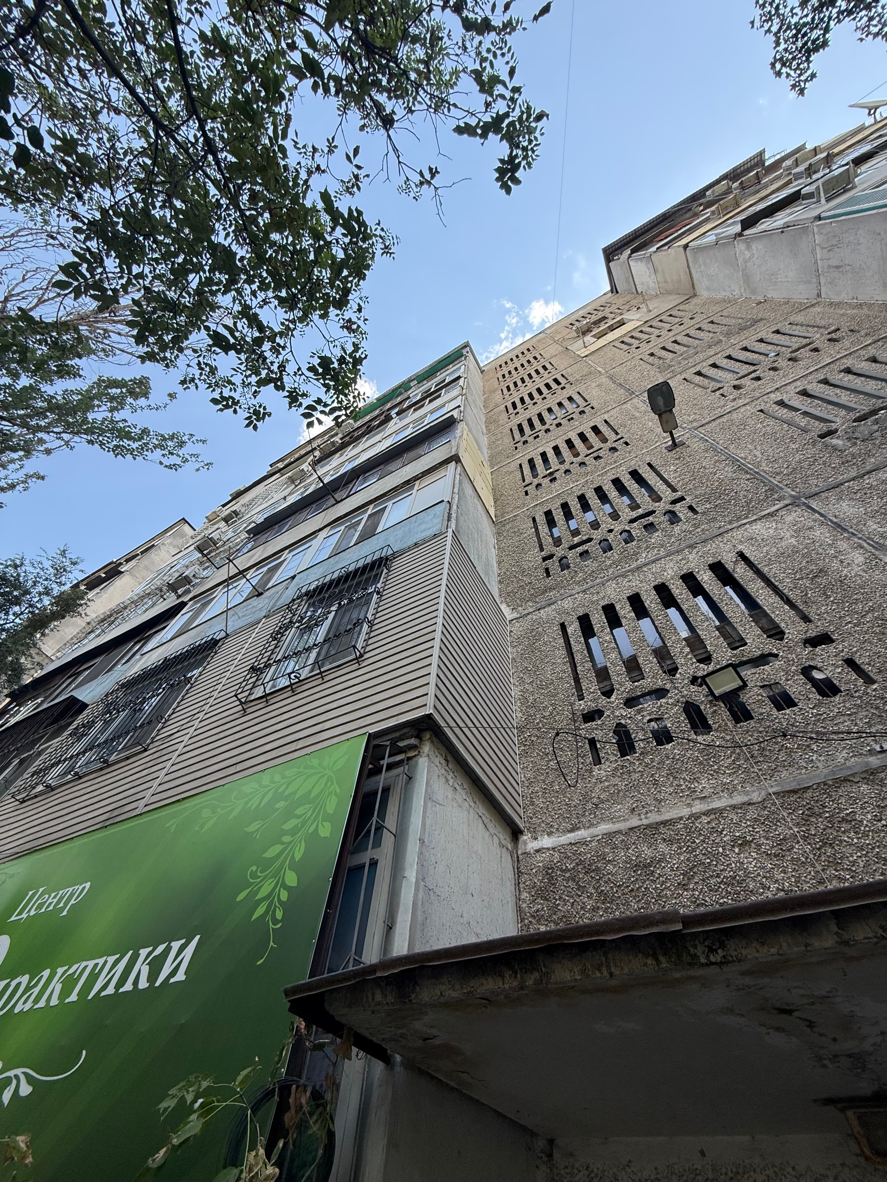 3 ком, 105 серия, 61 м2, этаж 7/9, Сост: Среднее