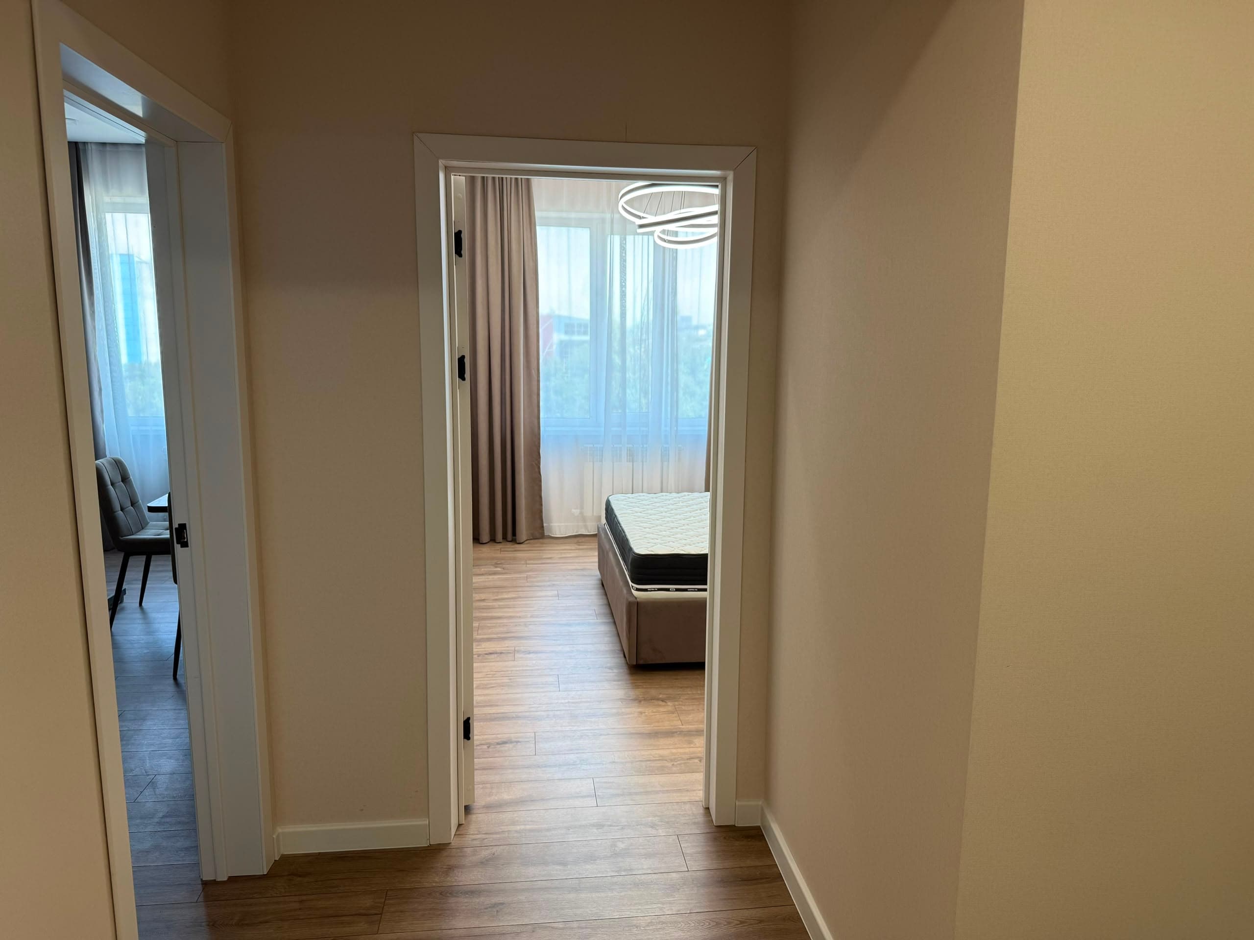 Элитка, 1 ком, 45 м2, этаж 7/14, ж/к ЖК Эмель, Сост: Евроремонт - фото 11