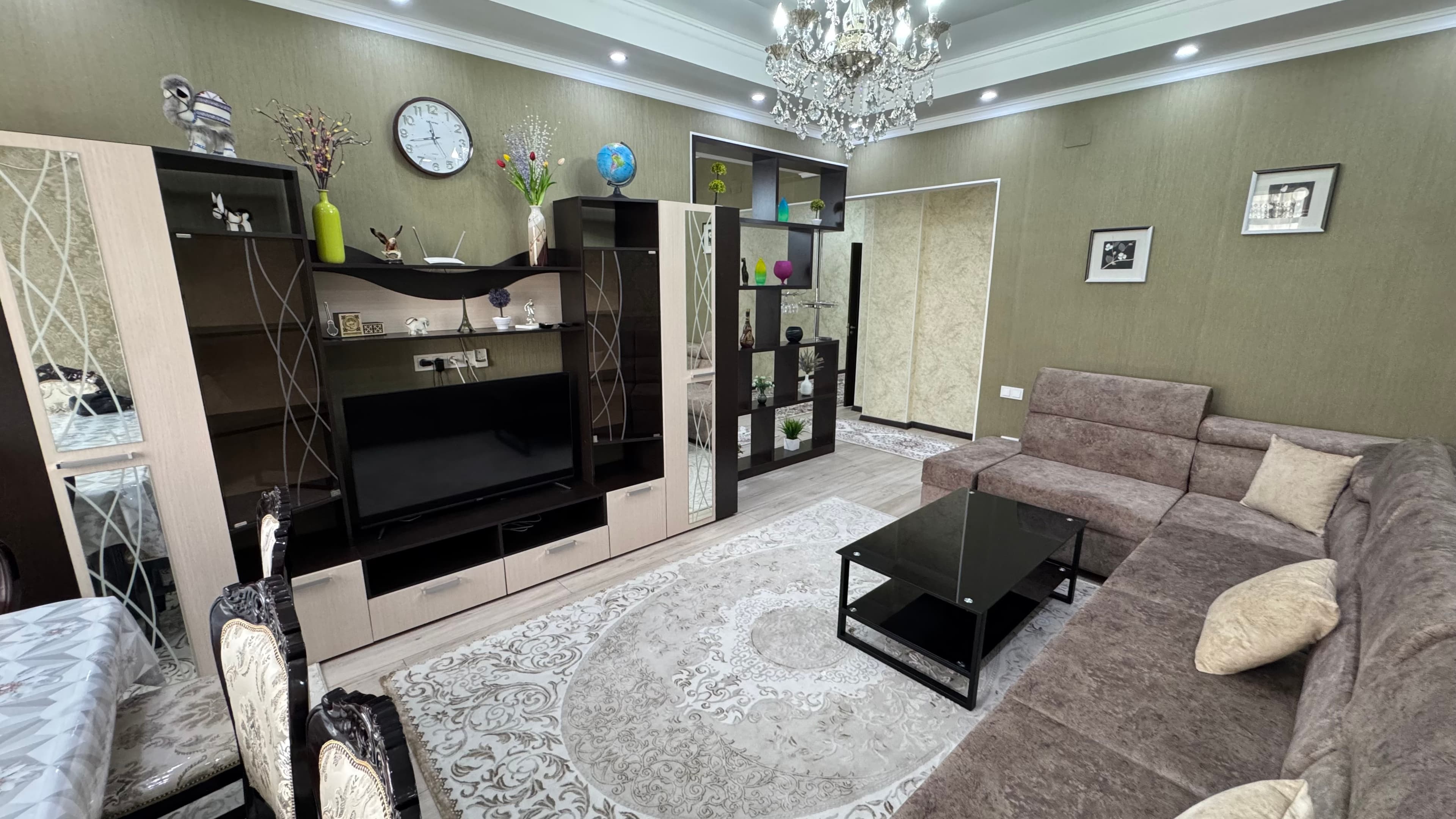 Элитка, 150 м2, этаж 5/10, ж/к Алымбек и Курманжан Датка, Сост: Евроремонт - фото 13