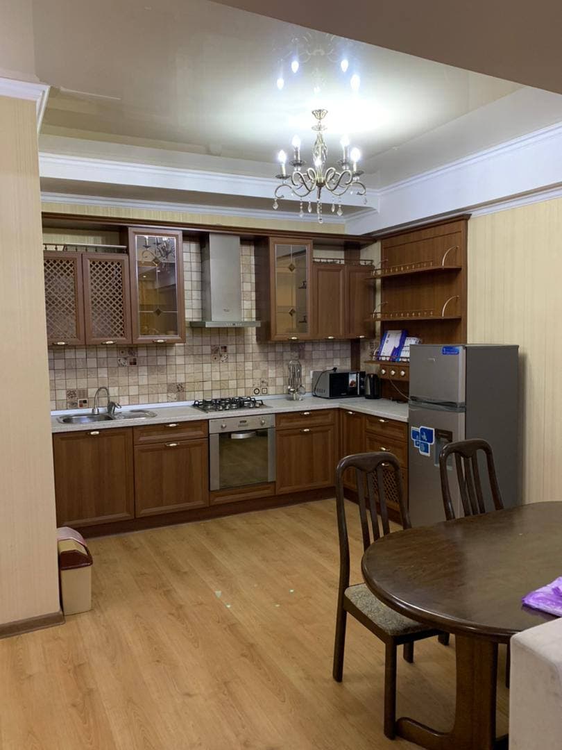 3 ком, Сталинка, 73 м2, этаж 1/3, Сост: Евроремонт - фото 12