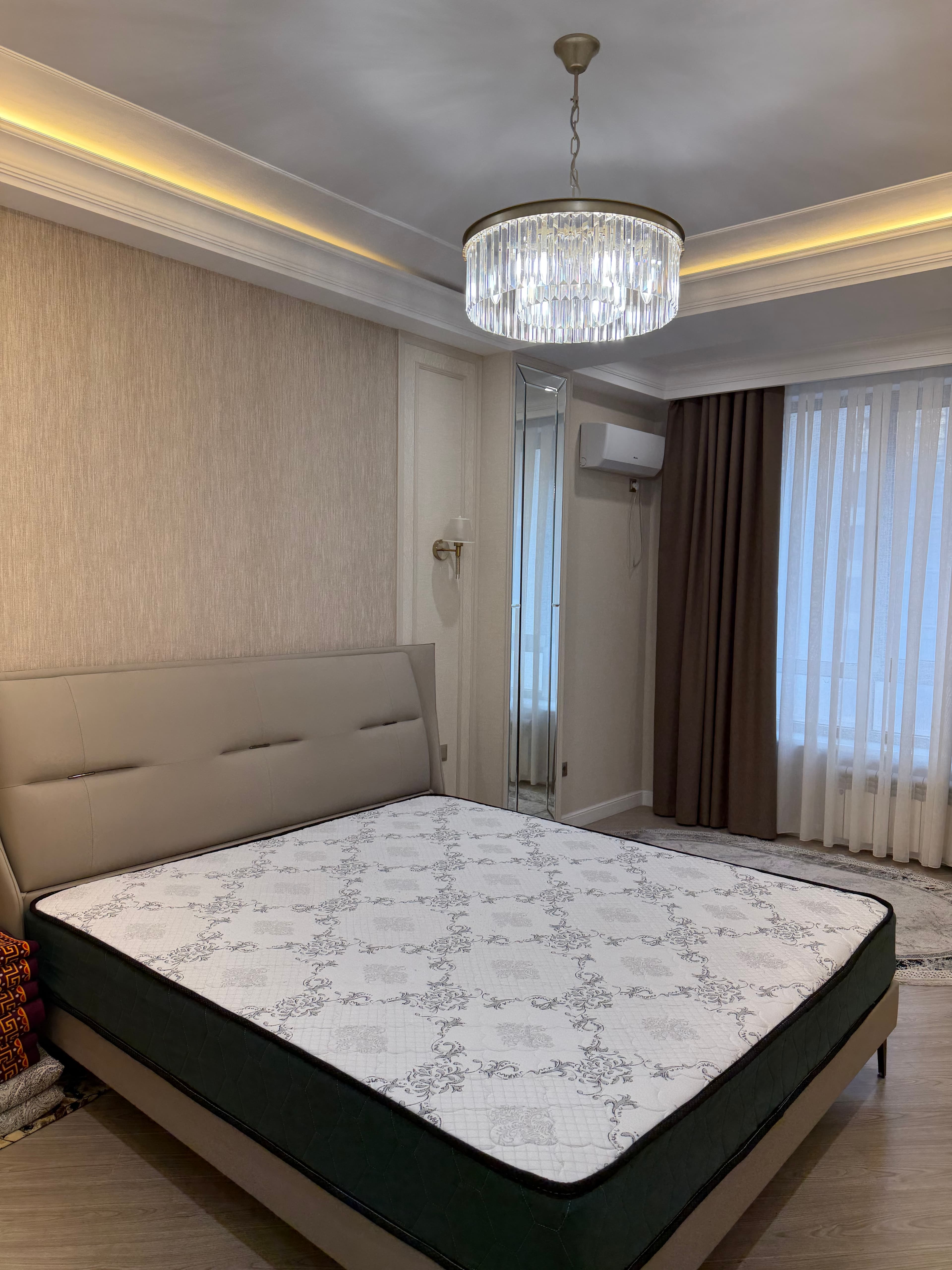 Элитка, 2 ком, 80 м2, этаж 5/12, ж/к Английский Квартал (Angliyski Kvartal), Сост: Евроремонт
