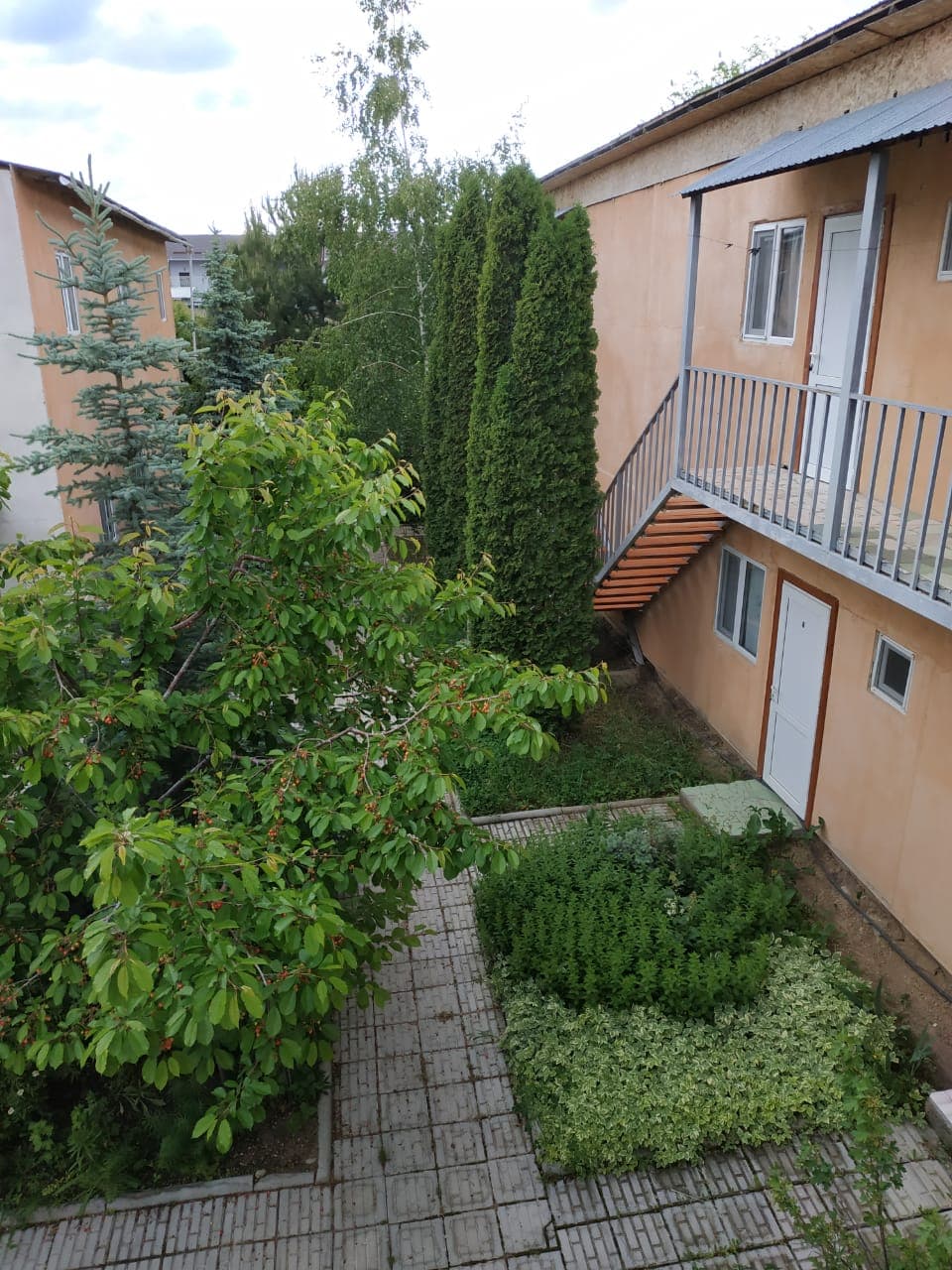 Готовый Бизнес, Коммерческая, 624 м2, этаж 2/2, Сост: Хорошее - фото 1