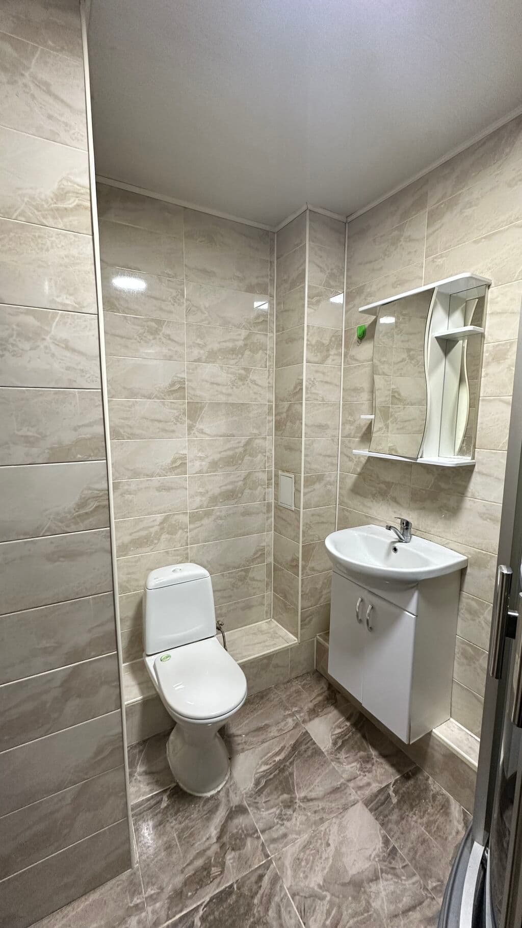 Элитка, 2 ком, 58 м2, этаж 2/12, ж/к Шабдан Баатыр (Кок-Жар), Сост: Евроремонт - фото 2