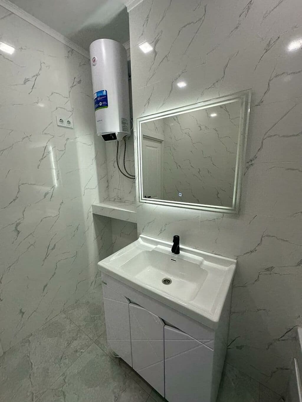 Элитка, 2 ком, 80 м2, этаж 5/9, ж/к Молодежный Квартал (Molodezhnyi Kvartal)), Сост: Евроремонт - фото 4
