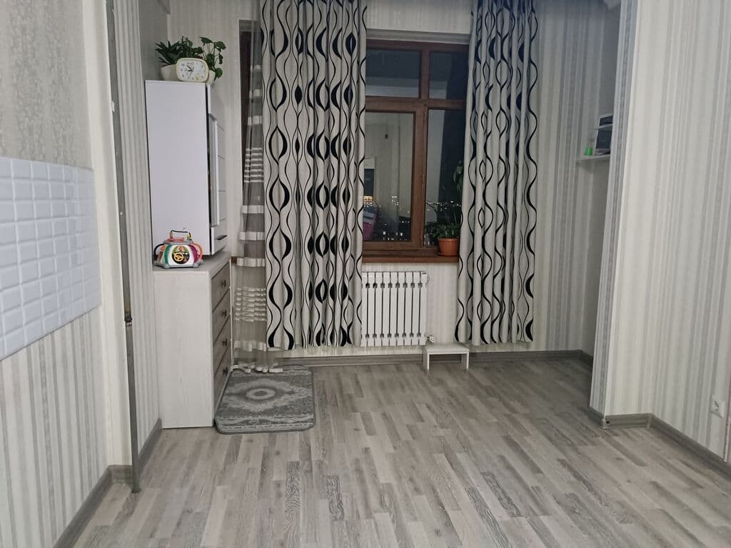 Элитка, 2 ком, 60 м2, этаж 8/12, Сост: Хорошее - фото 1