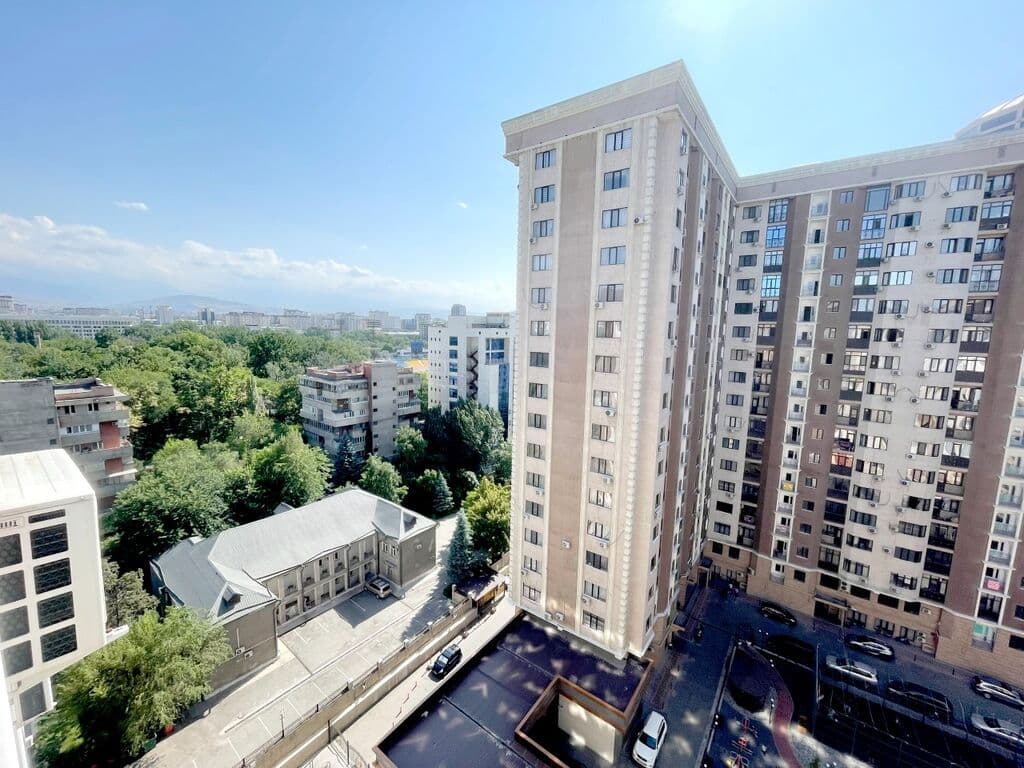 Элитка, 2 ком, 80 м2, этаж 12/13, ж/к Панфилов (Panfilov), Сост: Евроремонт - фото 2