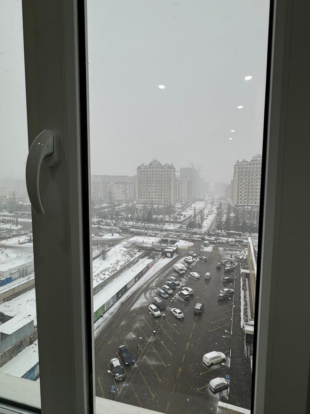 Элитка, 2 ком, 76 м2, этаж 11/13, ж/к ЖК Бекташ, Сост: Евроремонт - фото 10