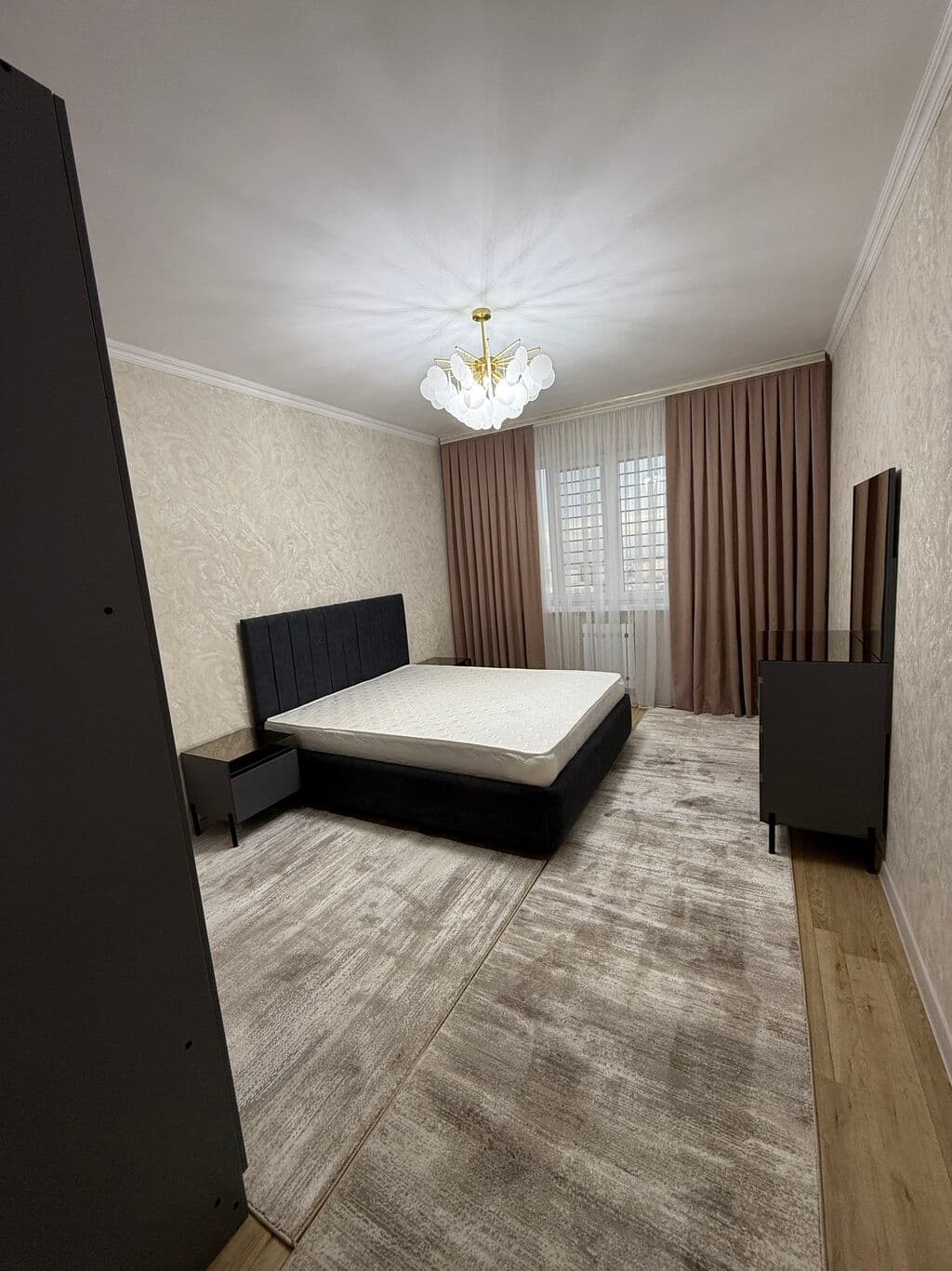 Элитка, 2 ком, 70 м2, этаж 18/18, ж/к БИШКЕК КУРУЛУШ (Bishkek Kurulush), Сост: Евроремонт - фото 2