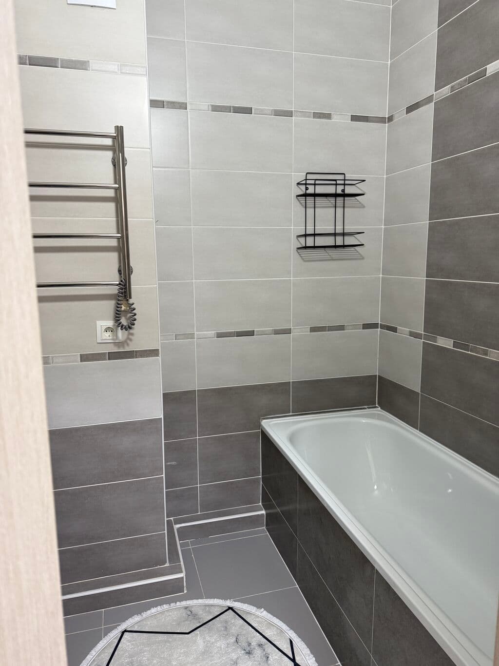 Элитка, 2 ком, 70 м2, этаж 18/18, ж/к БИШКЕК КУРУЛУШ (Bishkek Kurulush), Сост: Евроремонт - фото 9