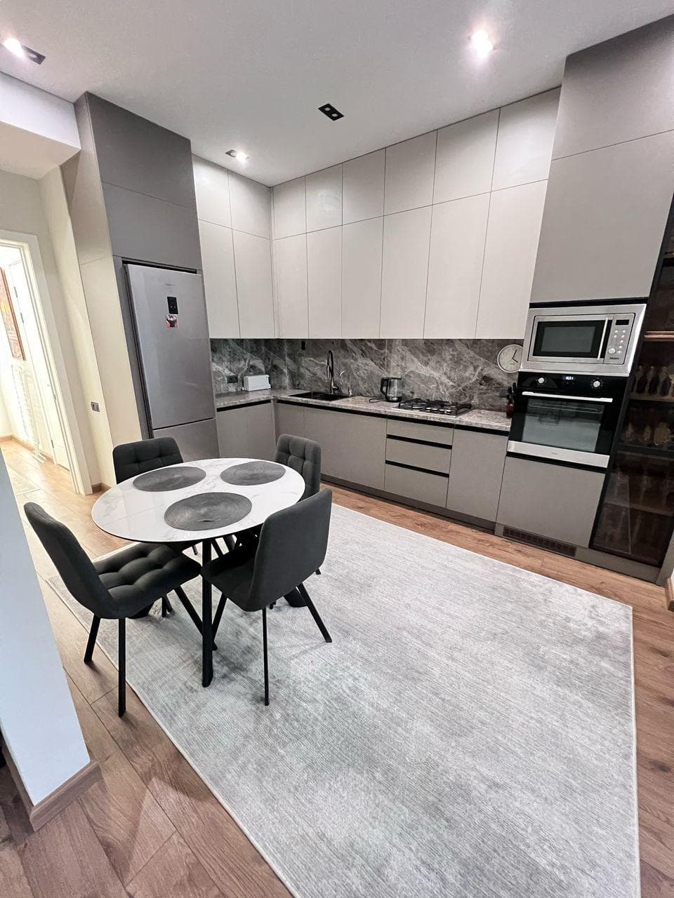 Элитка, 3 ком, 105 м2, этаж 14/16, ж/к Белгравия (Belgravia), Сост: Евроремонт - фото 7