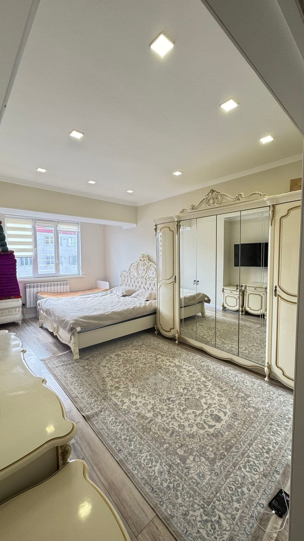 Элитка, 2 ком, 71 м2, этаж 8/9, ж/к Искендер, Сост: Евроремонт - фото 1
