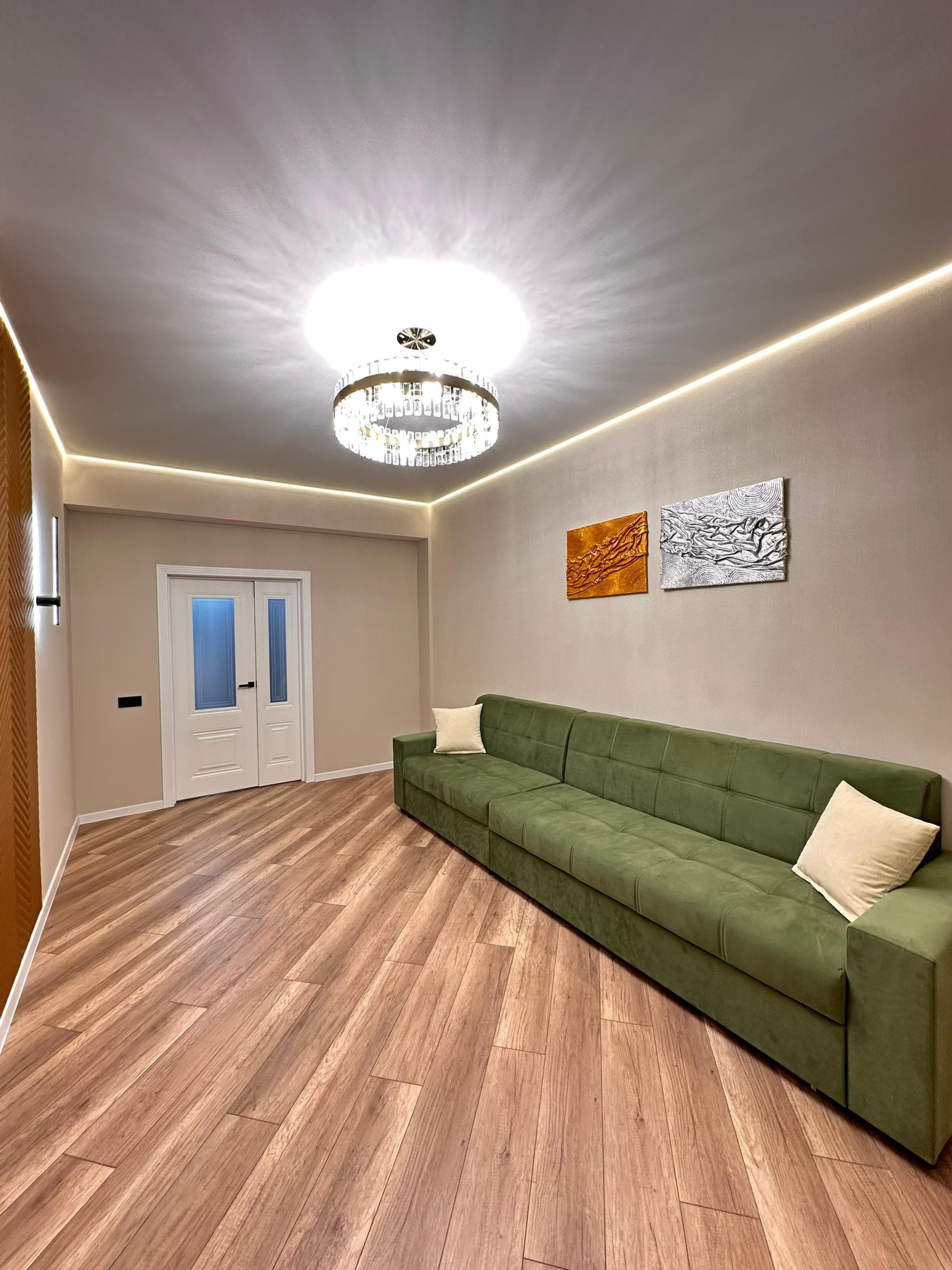 Элитка, 3 ком, 97 м2, этаж 12/16, ж/к Крейсер (Kreyser), Сост: Евроремонт - фото 20