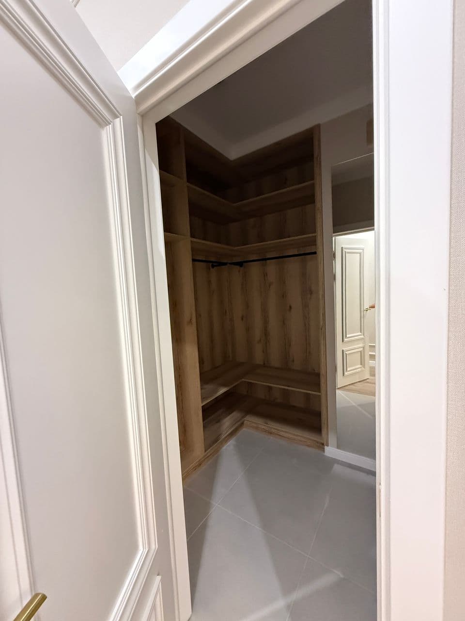 Элитка, 3 ком, 100 м2, этаж 4/14, ж/к Роял(Royal), Сост: Евроремонт - фото 18