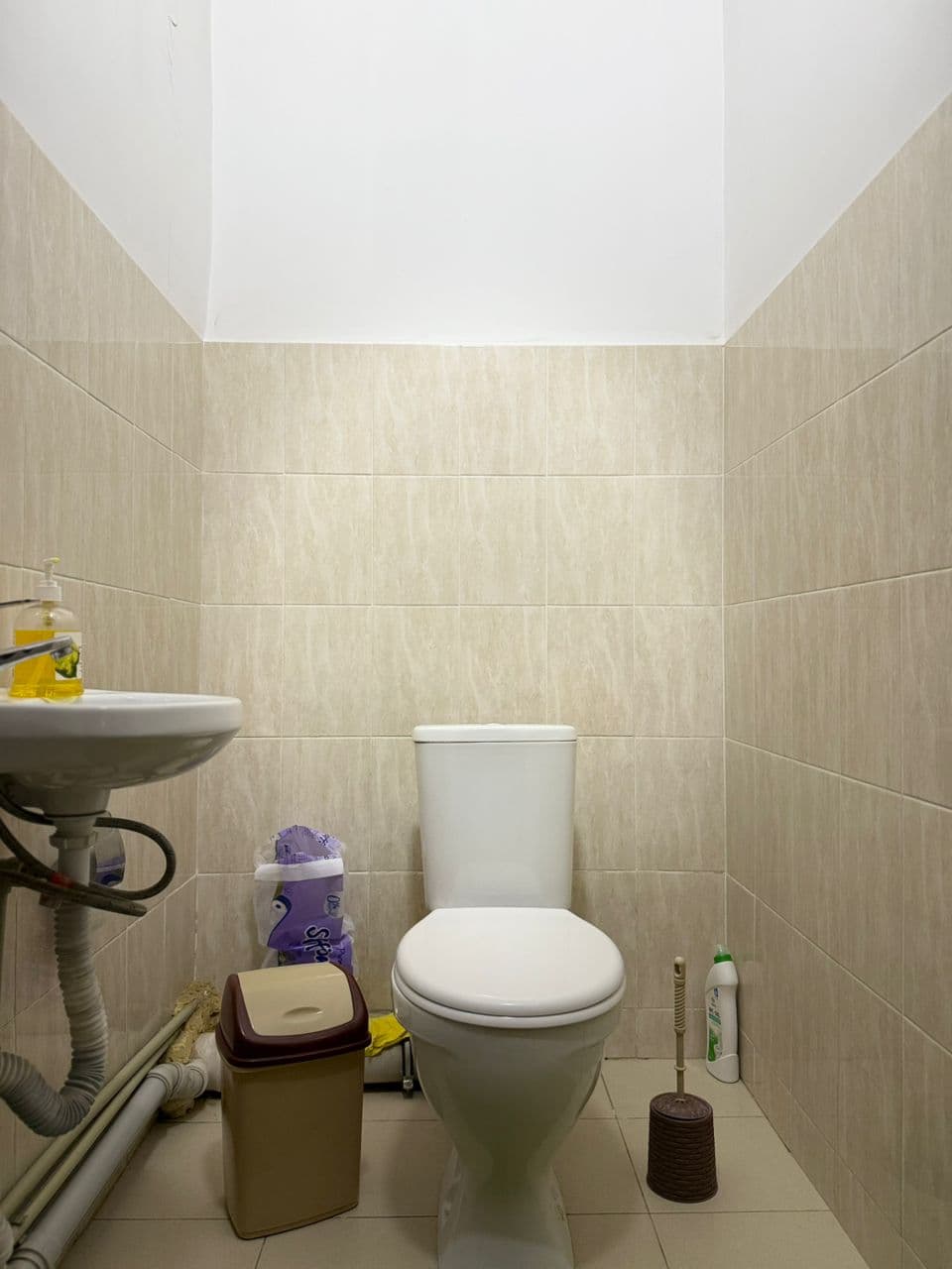 2 ком, 106 улучшенная, 75 м2, этаж 1/9, Сост: Среднее - фото 9