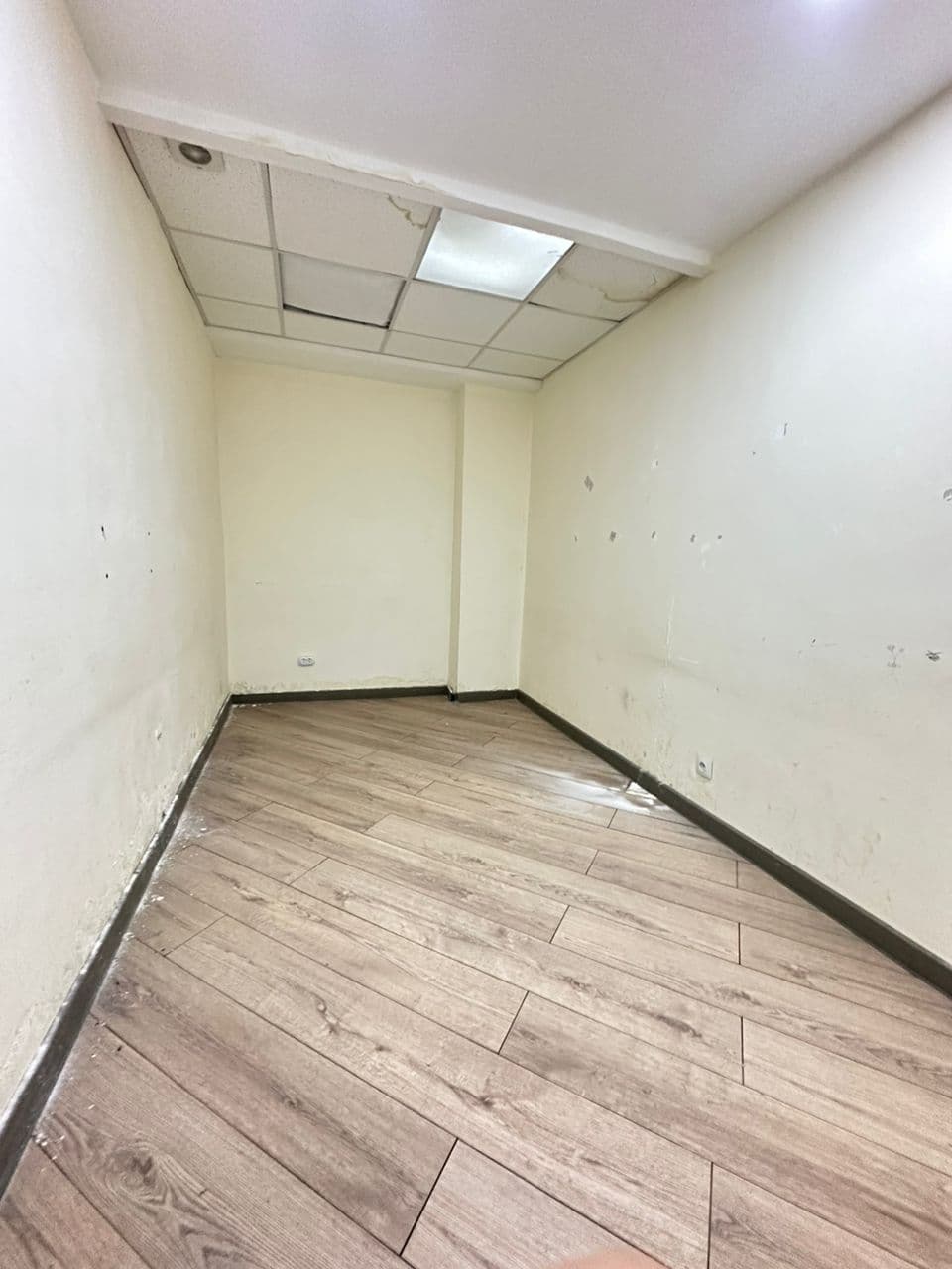 Офис, Коммерческая, 380 м2, этаж 1/2, Сост: Среднее - фото 27