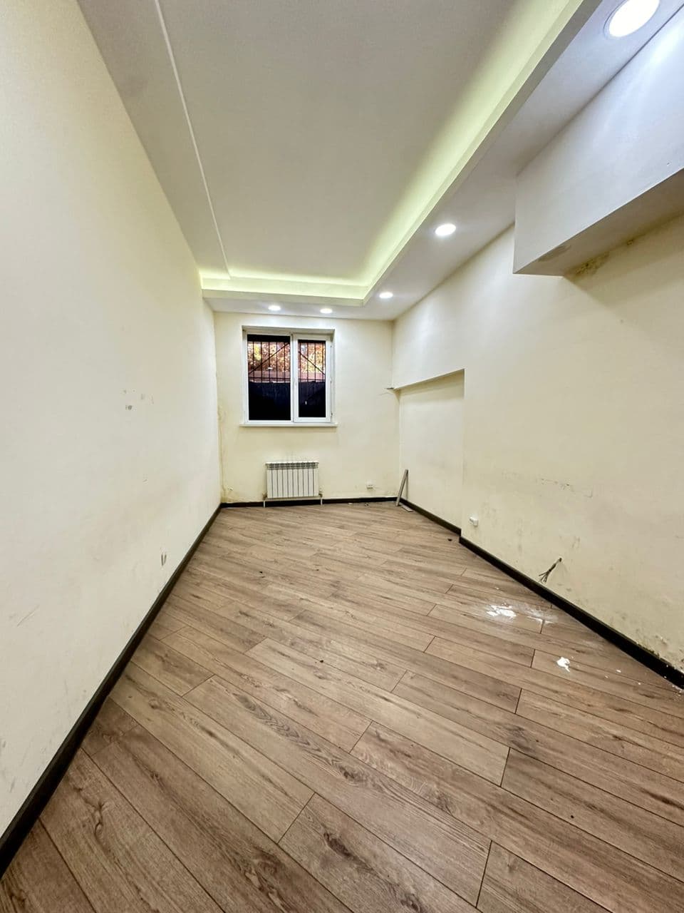 Офис, Коммерческая, 380 м2, этаж 1/2, Сост: Среднее - фото 30