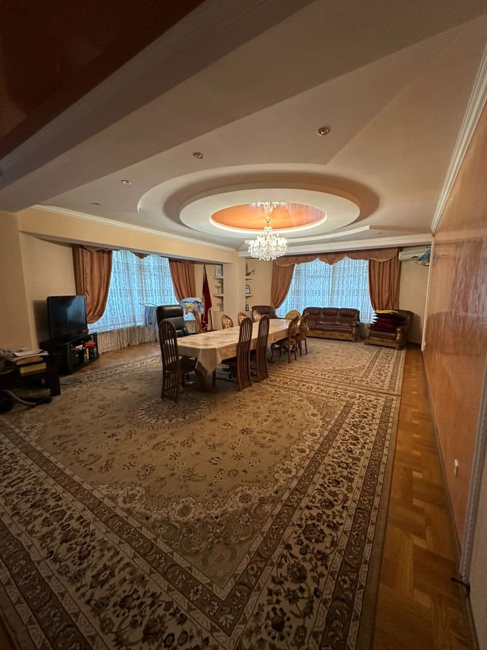 Элитка, 4 ком, 215 м2, этаж 5/9, Сост: Хорошее - фото 9