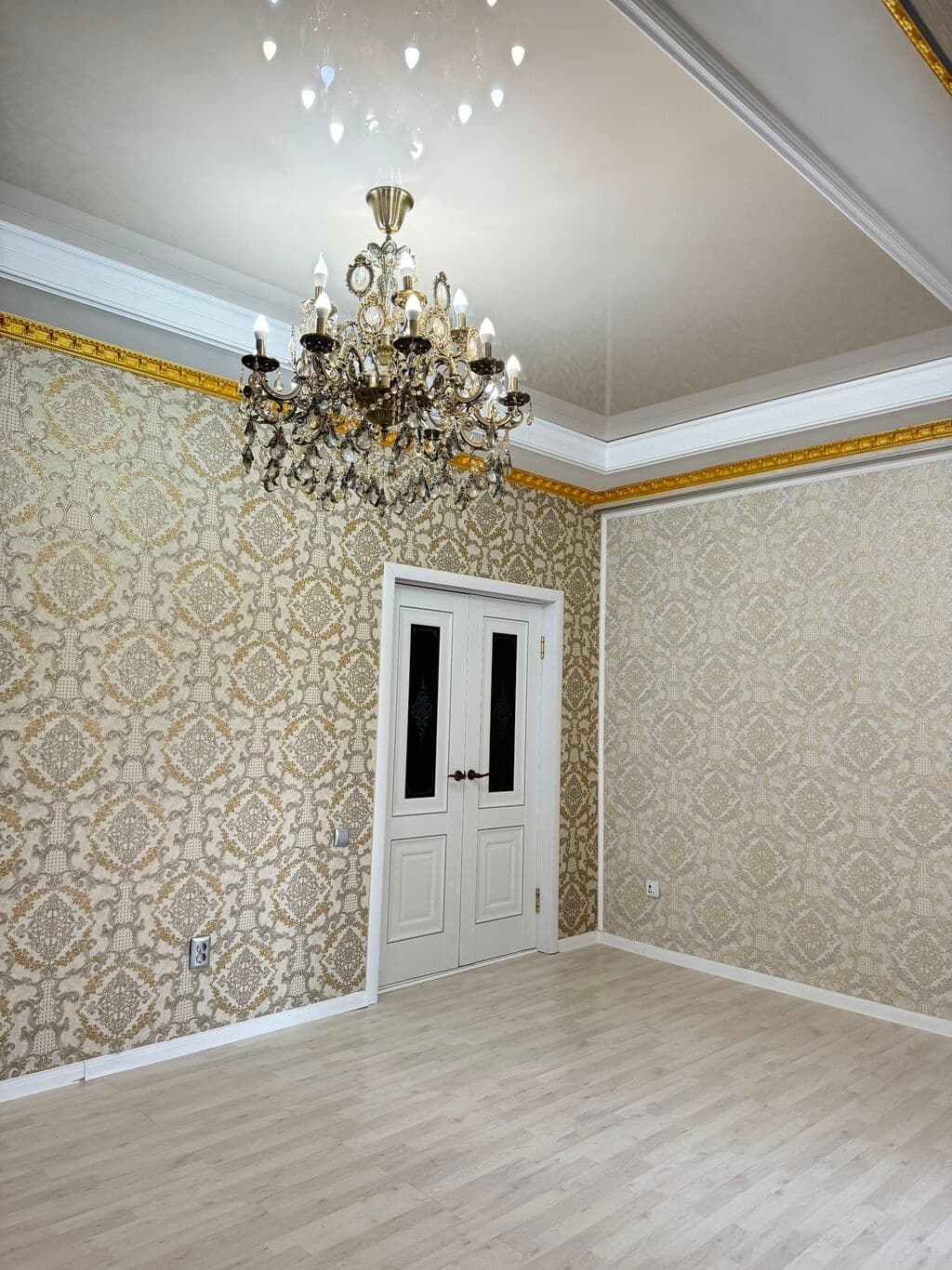 Элитка, 2 ком, 70 м2, этаж 8/12, ж/к Алымбек и Курманжан Датка, Сост: Евроремонт - фото 7