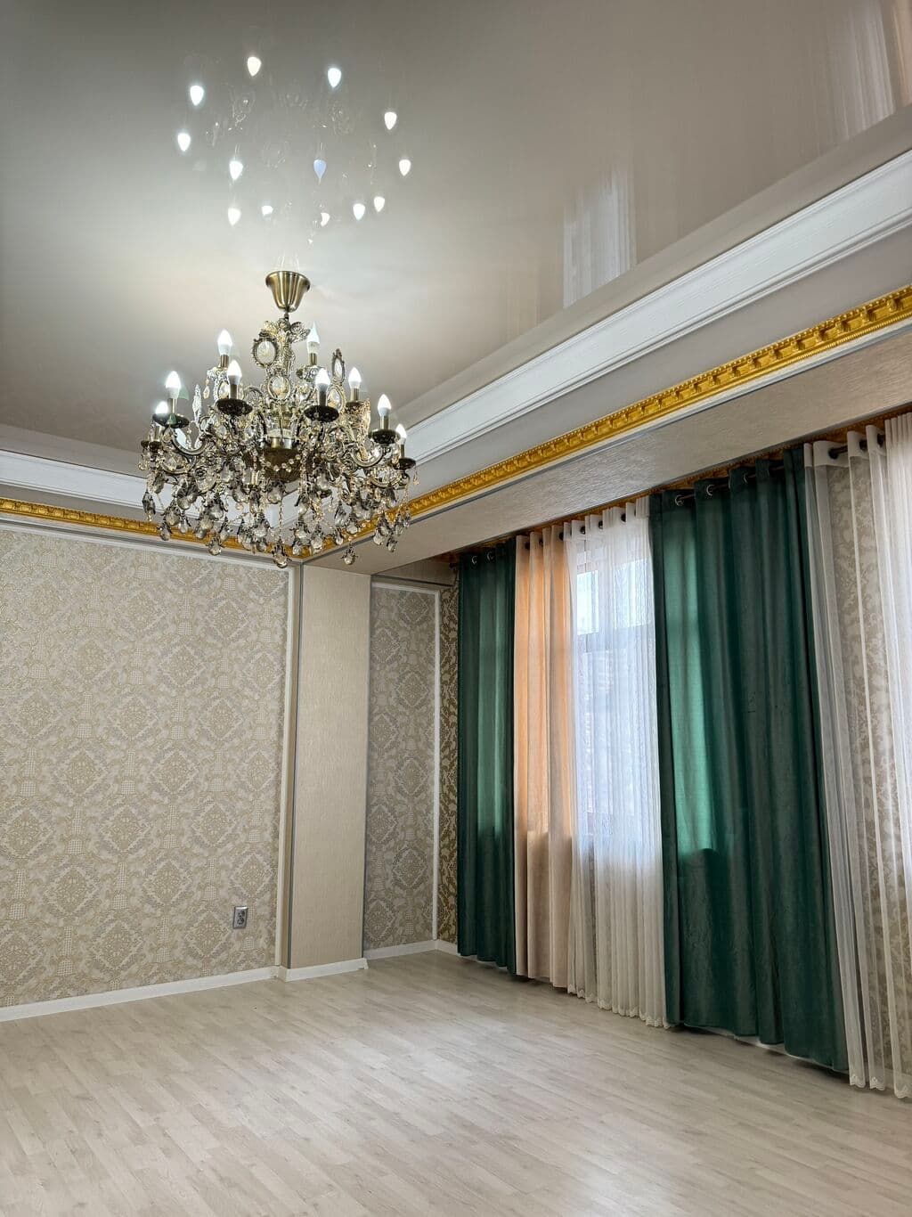 Элитка, 2 ком, 70 м2, этаж 8/12, ж/к Алымбек и Курманжан Датка, Сост: Евроремонт - фото 8