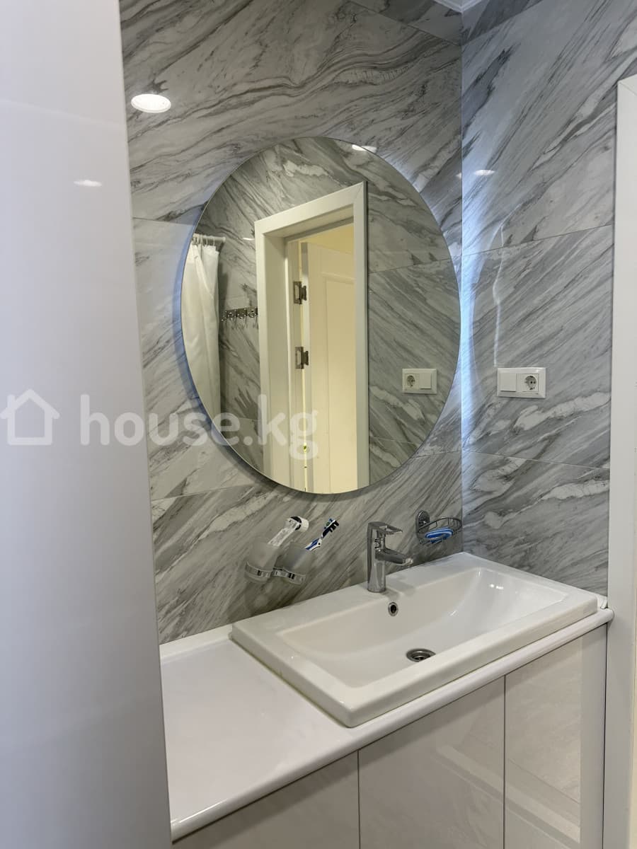 Элитка, 2 ком, 80 м2, этаж 2/11, Сост: Евроремонт - фото 11