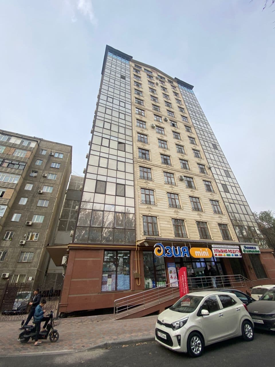 Элитка, 3 ком, 96 м2, этаж 7/14, ж/к Айгюн Иншаат, Сост: Хорошее - фото 1