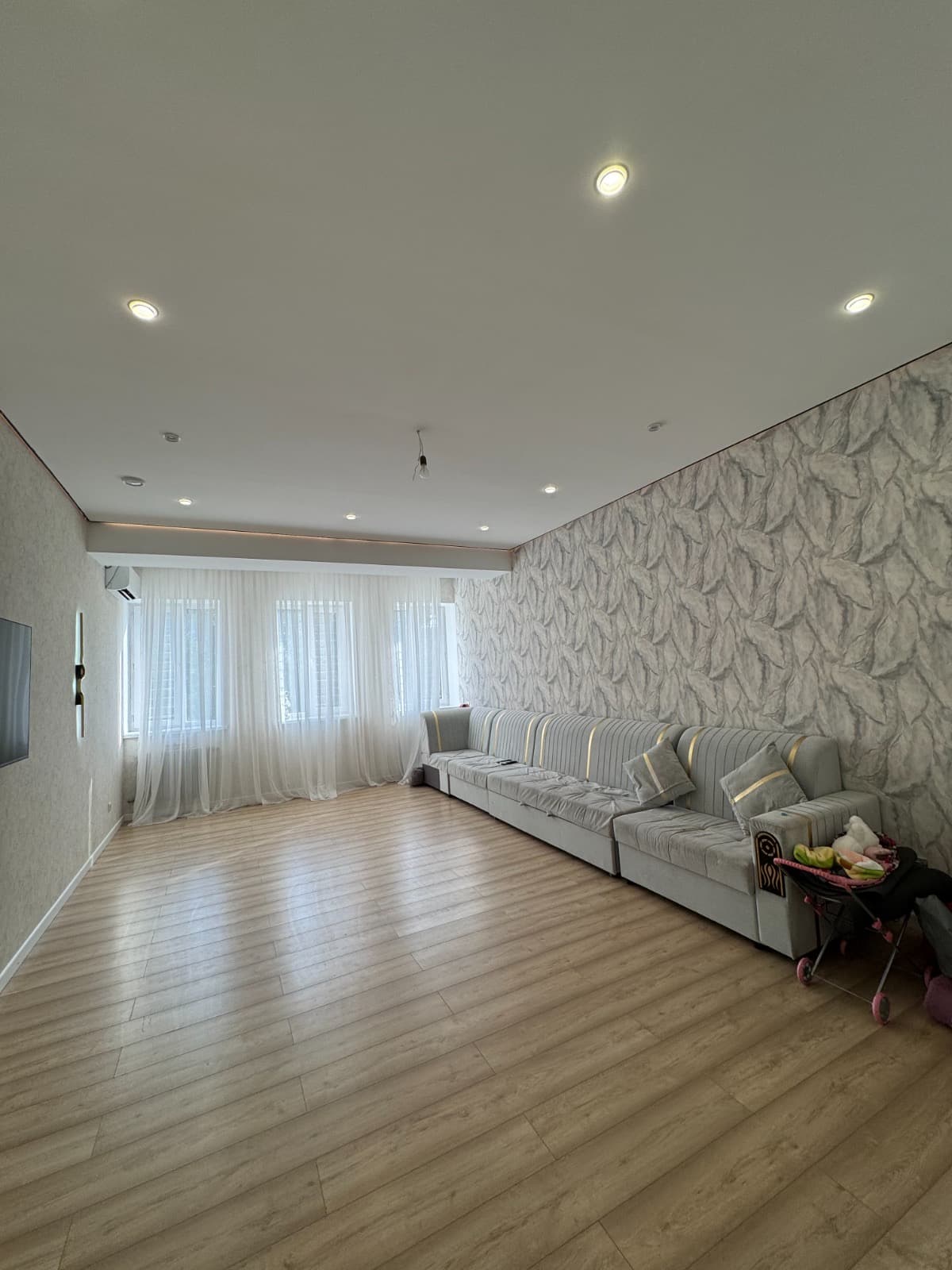 3 ком, Индивидуальный проект, 112 м2, этаж 4/7, Сост: Евроремонт - фото 1