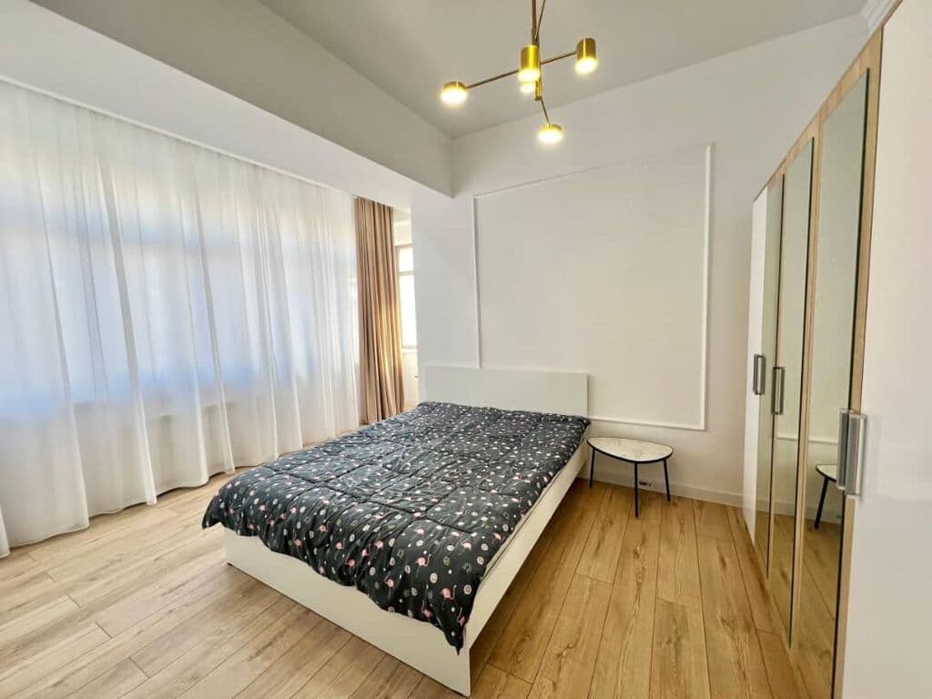 Элитка, 3 ком, 95 м2, этаж 11/13, ж/к Экспо Строй, Сост: Евроремонт - фото 1