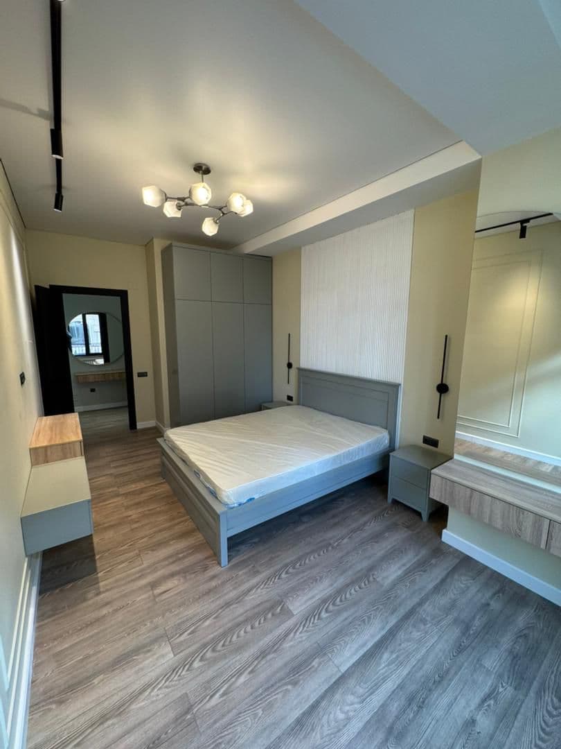 Элитка, 4 ком, 140 м2, этаж 1/4, ж/к Ницца Резиденс (Nitca Residence), Сост: Евроремонт - фото 2