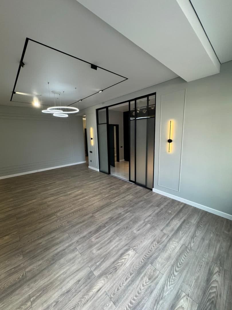 Элитка, 4 ком, 140 м2, этаж 1/4, ж/к Ницца Резиденс (Nitca Residence), Сост: Евроремонт - фото 11