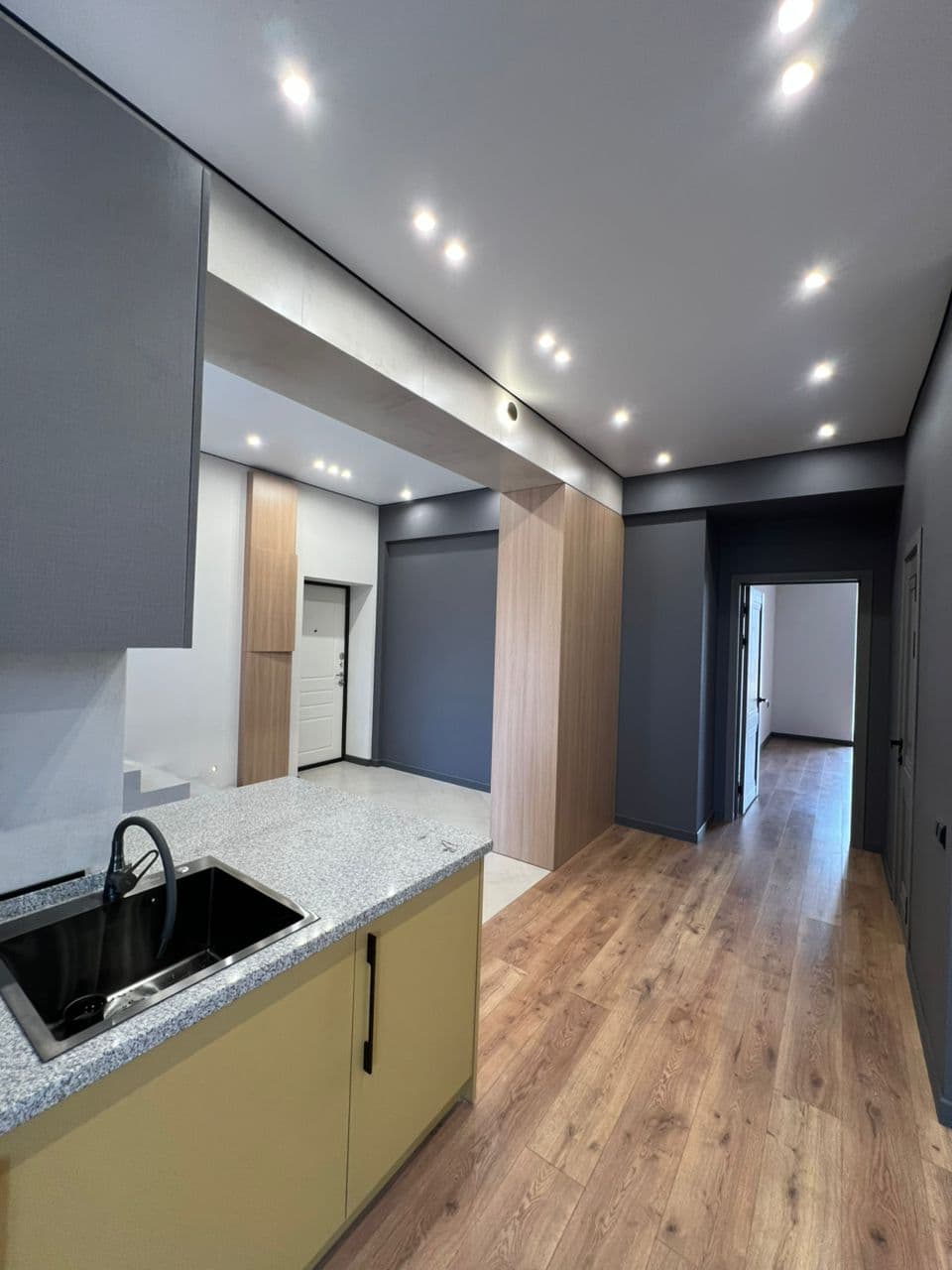 Элитка, 3 ком, 101 м2, этаж 11/12, ж/к Нью Сити( New city), Сост: Евроремонт - фото 2