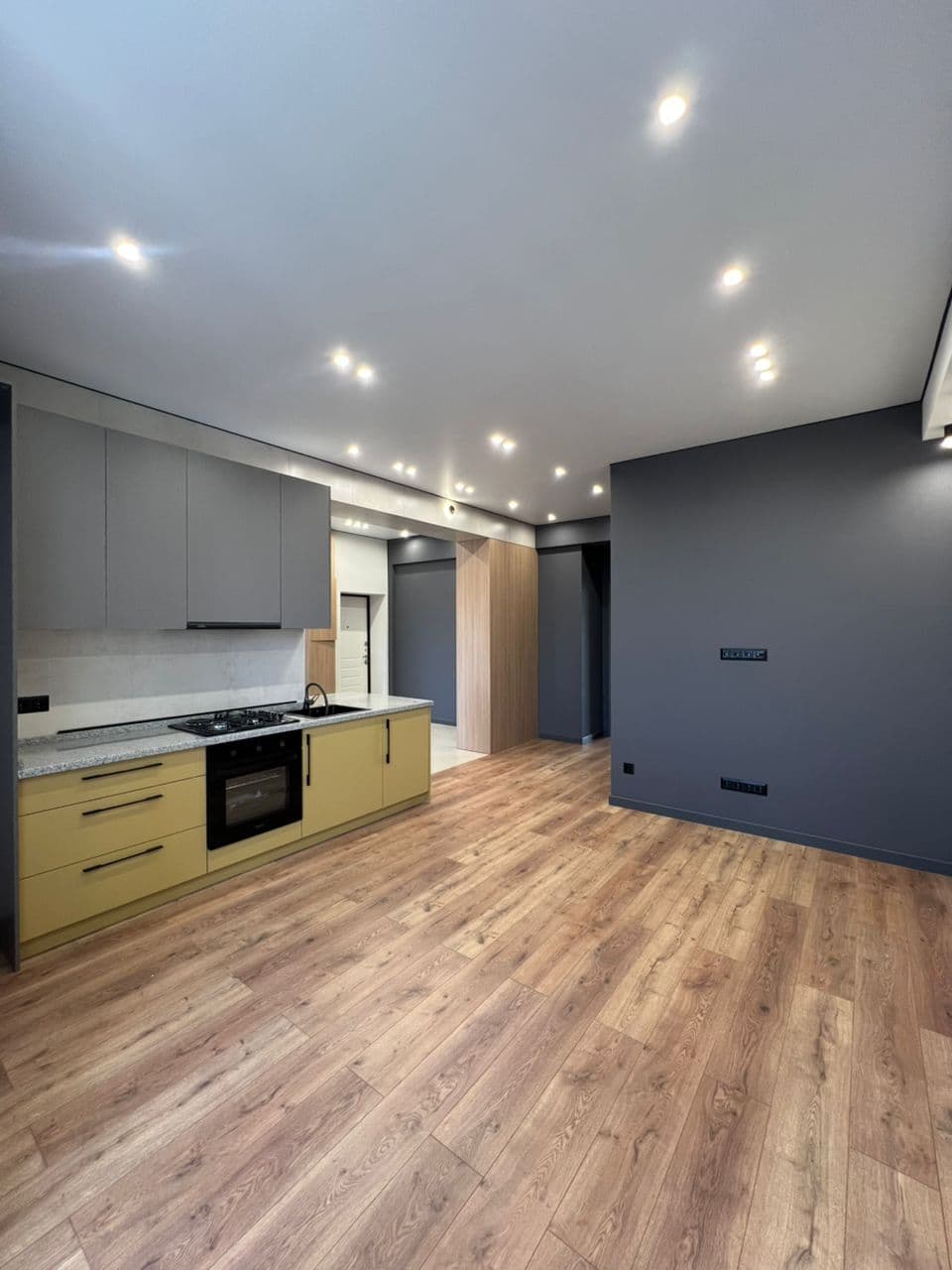 Элитка, 3 ком, 101 м2, этаж 11/12, ж/к Нью Сити( New city), Сост: Евроремонт - фото 8