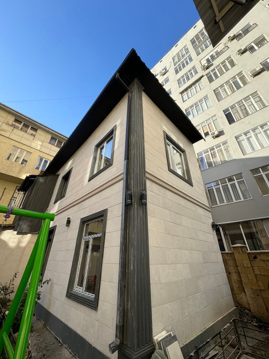 Офис, Коммерческая, 160 м2, этаж 1/3 - фото 2