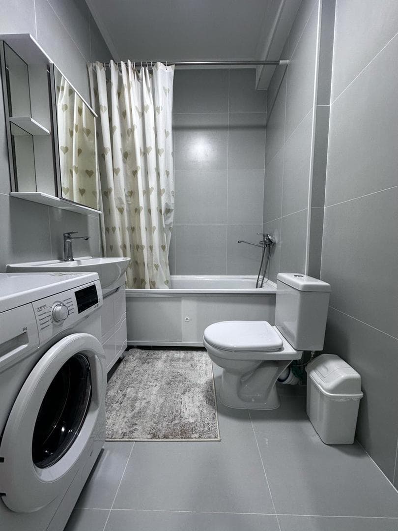 Продажа, Элитка, 2 ком, 68.5 м2, этаж 14/14, ж/к Action Stroy (Экшен Строй), Сост: Евроремонт - фото 1