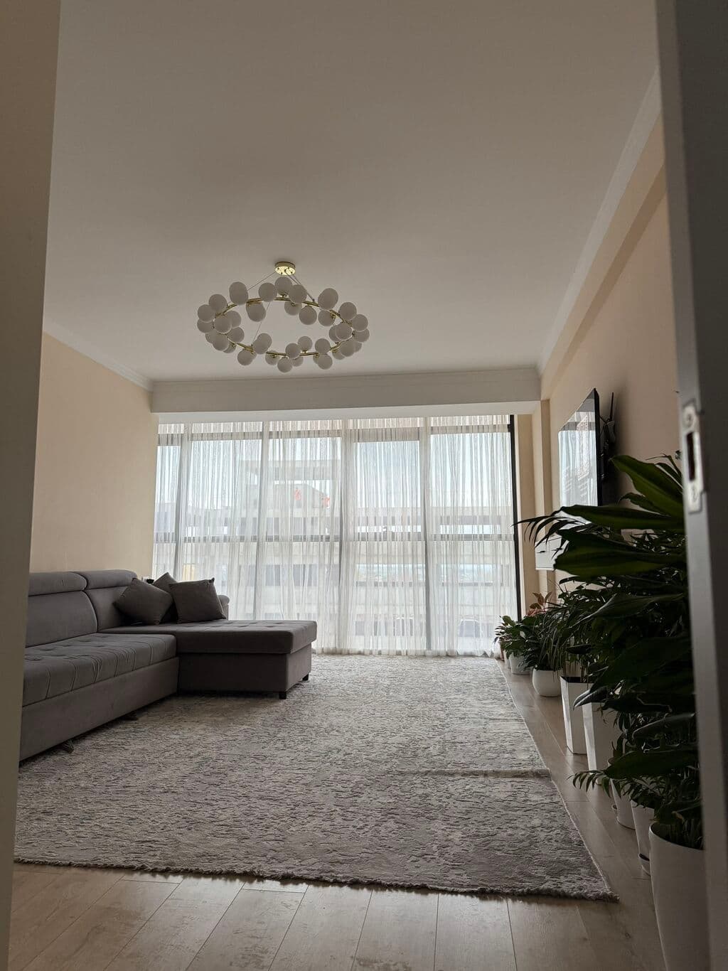 Элитка, 3 ком, 100 м2, этаж 6/16, ж/к СК Шерой, Сост: Евроремонт - фото 1